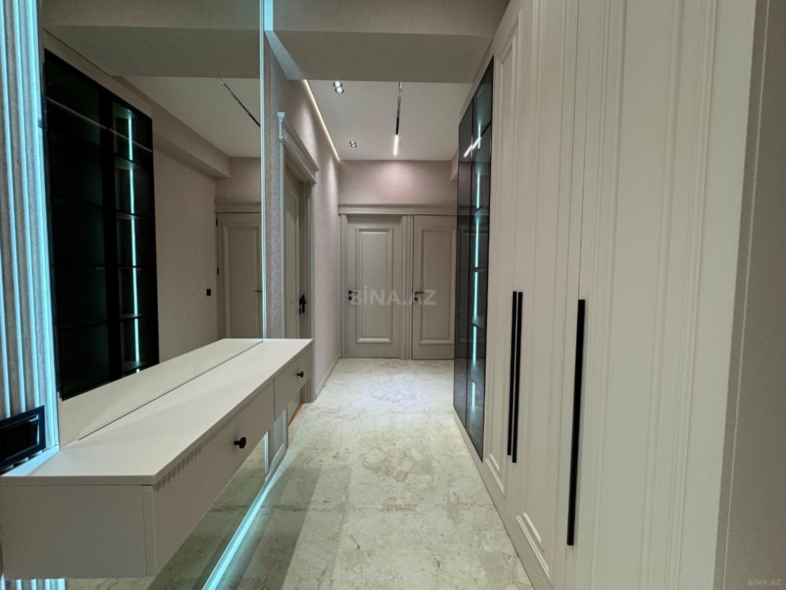 3 otaqlı Yeni tikili, Qara Qarayev m., Bakı
