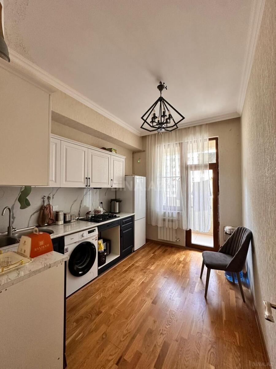 2 otaqlı Yeni tikili, Qara Qarayev m., Bakı