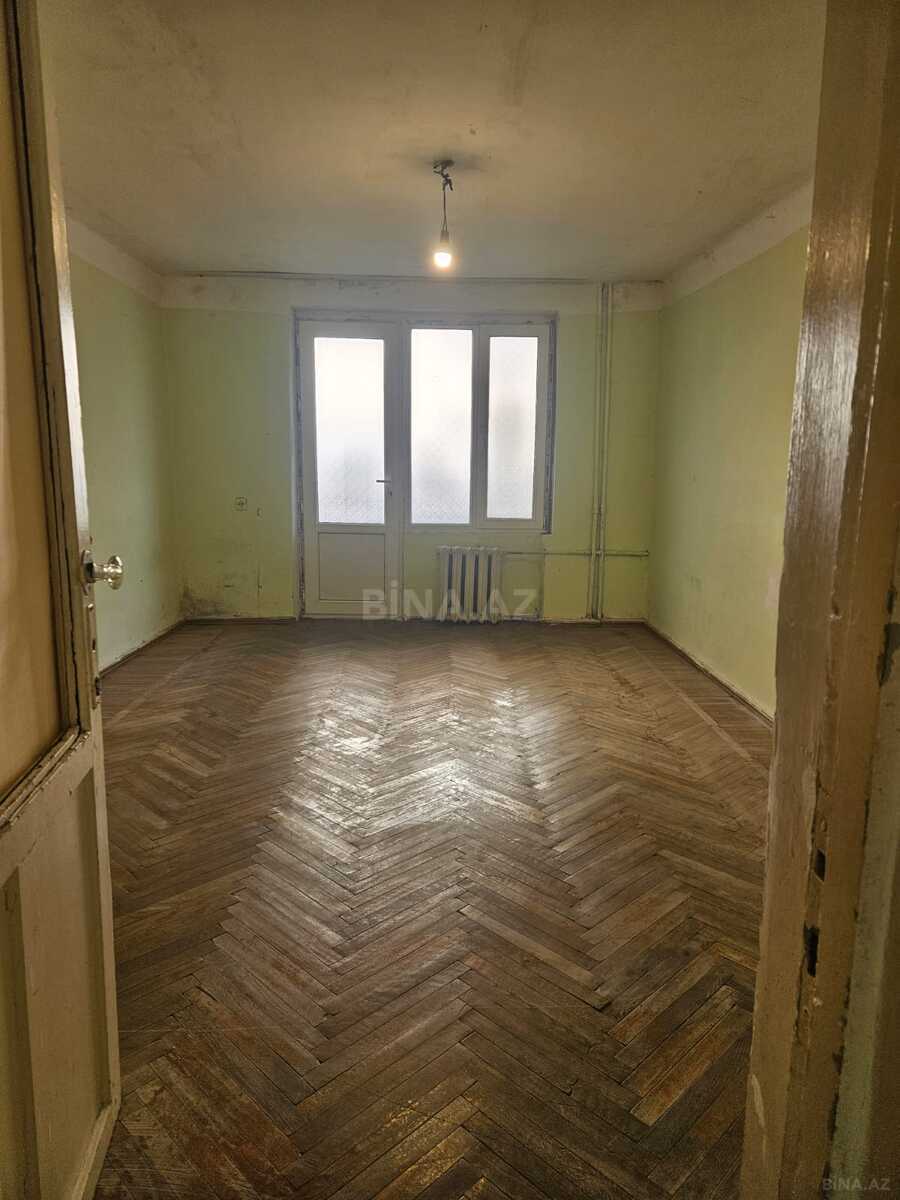 3 otaqlı Köhnə tikili, İnşaatçılar m., Bakı