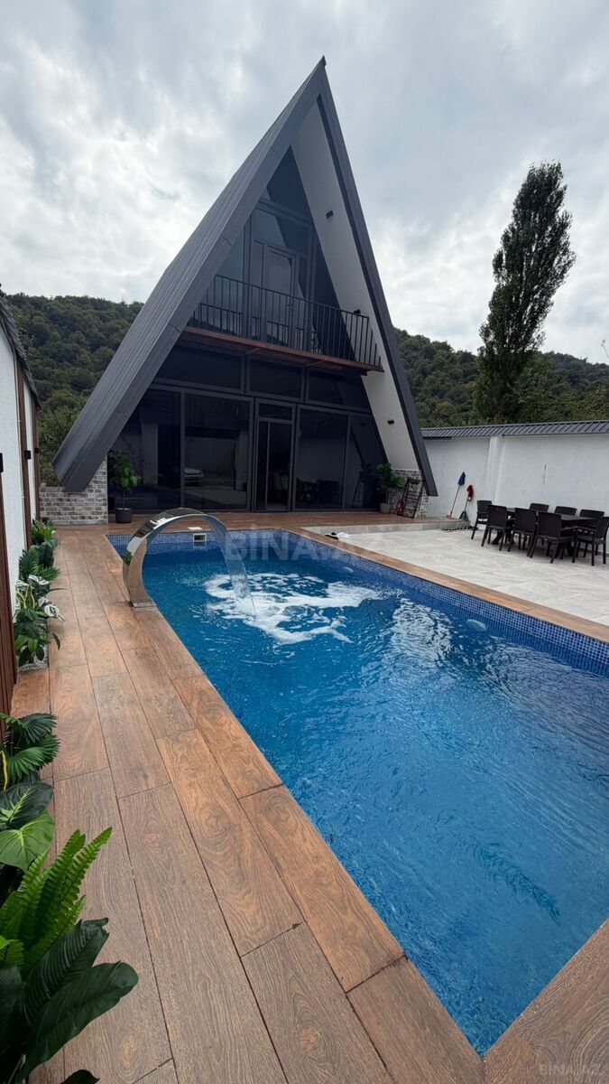 4 otaqlı Həyət evi/Bağ evi, Qəbələ