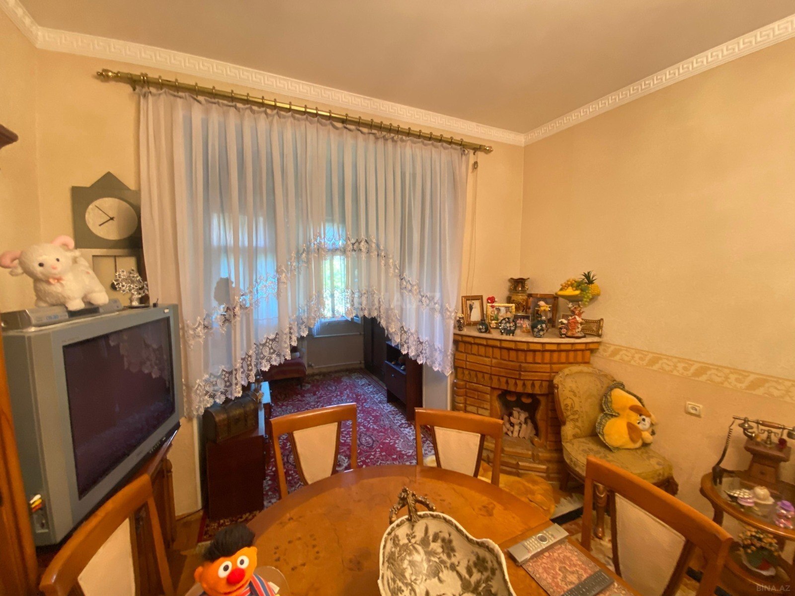 3 otaqlı Köhnə tikili, Qara Qarayev m., Bakı