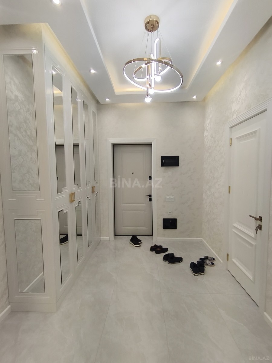 3 otaqlı Yeni tikili, Koroğlu m., Bakı