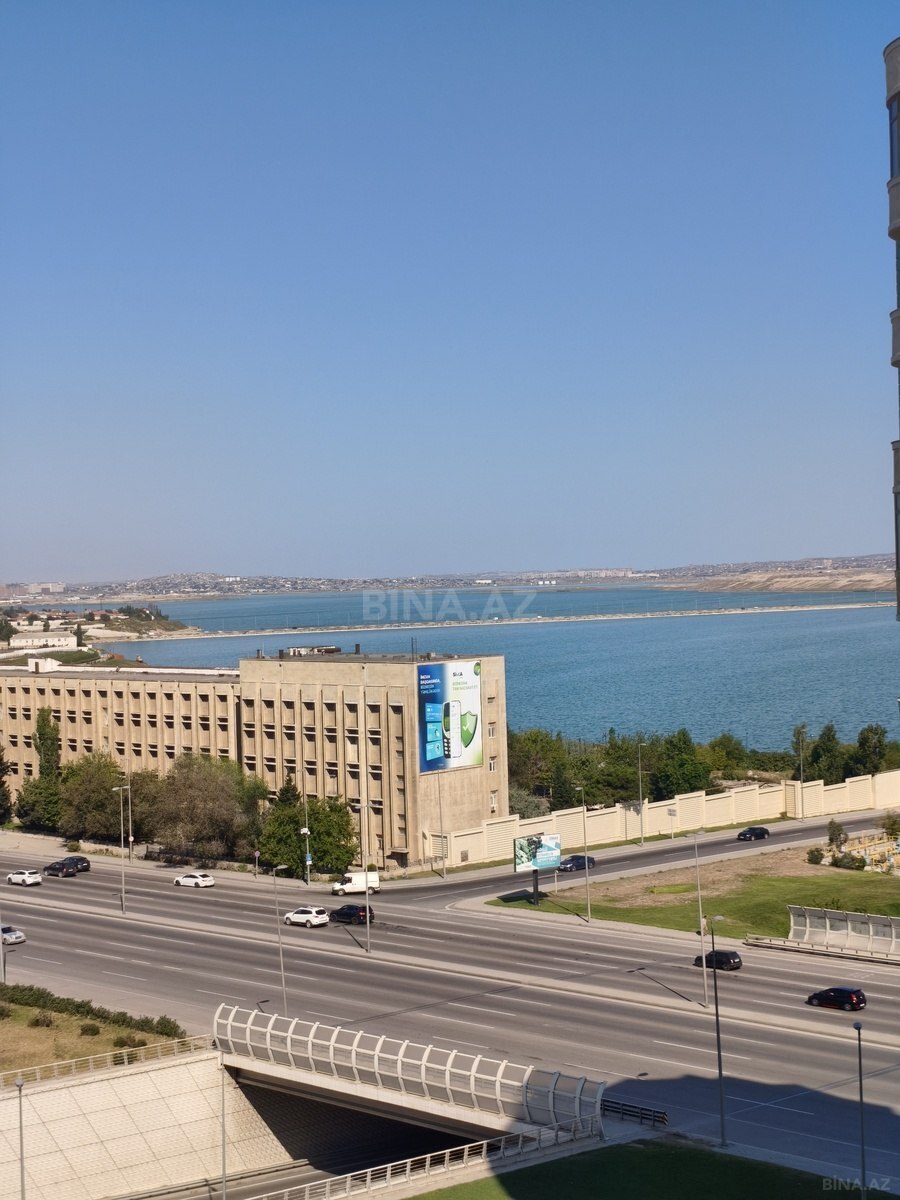 3 otaqlı Yeni tikili, Koroğlu m., Bakı