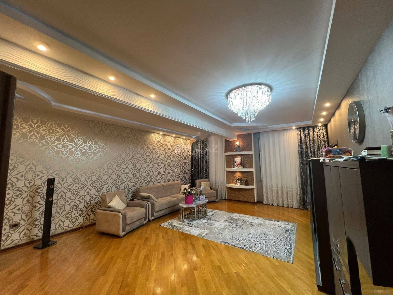 3 otaqlı Yeni tikili, Şah İsmayıl Xətai m., Bakı