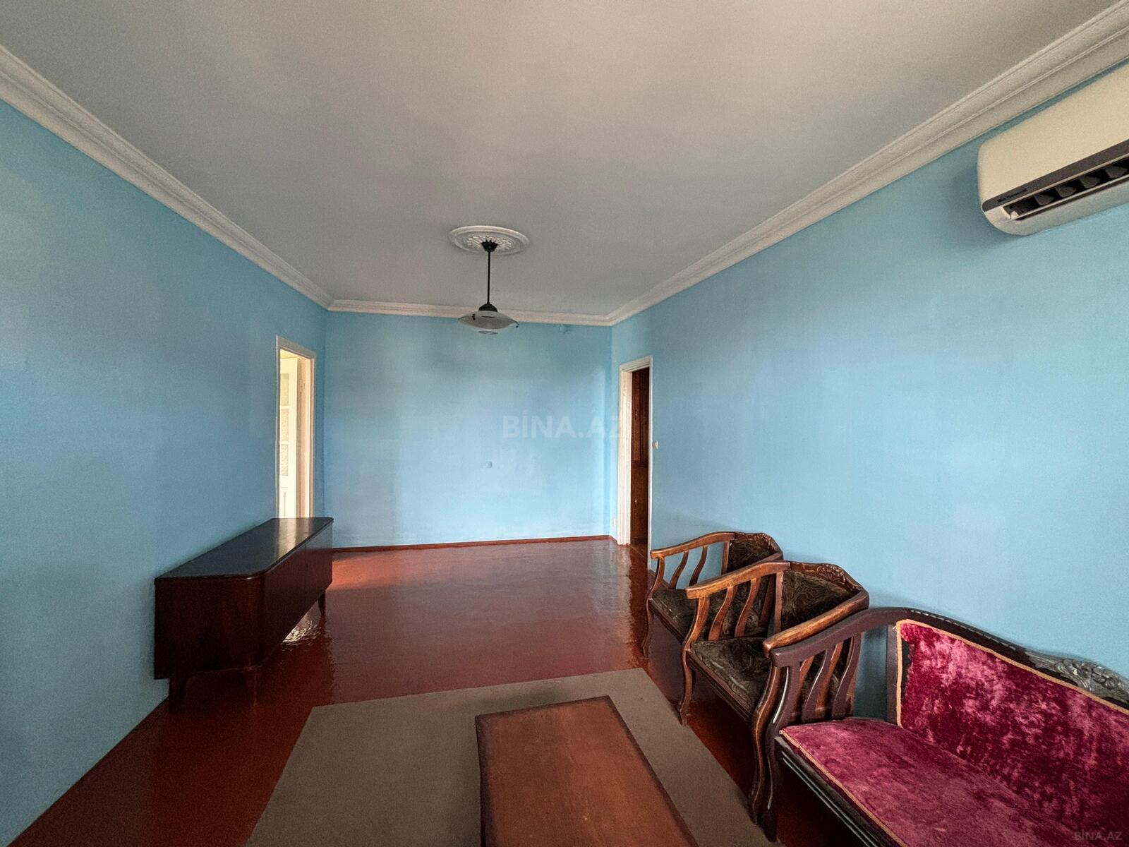 2 otaqlı Köhnə tikili, Neftçilər m., Bakı