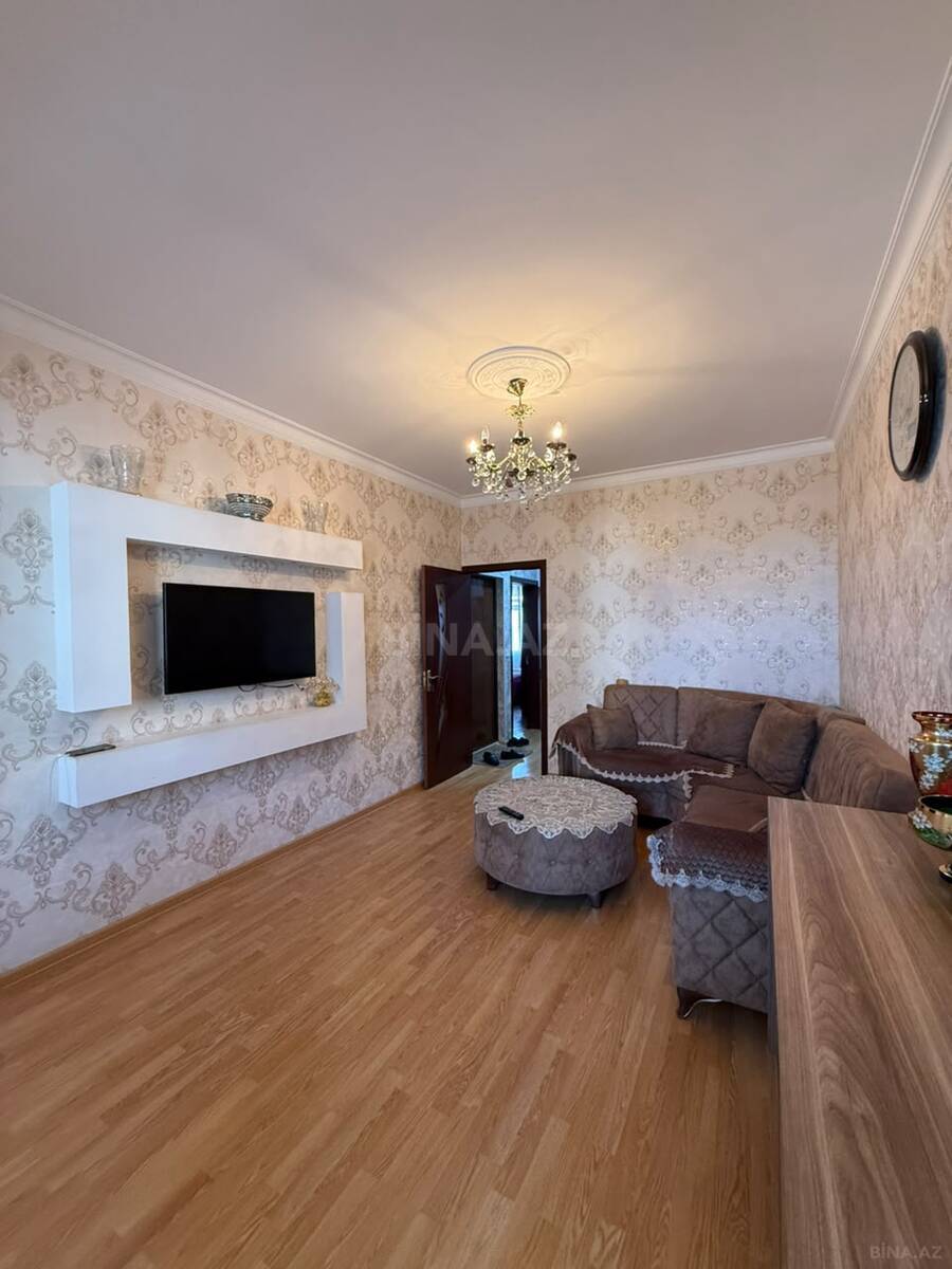 3 otaqlı Köhnə tikili, Köhnə Günəşli q., Bakı