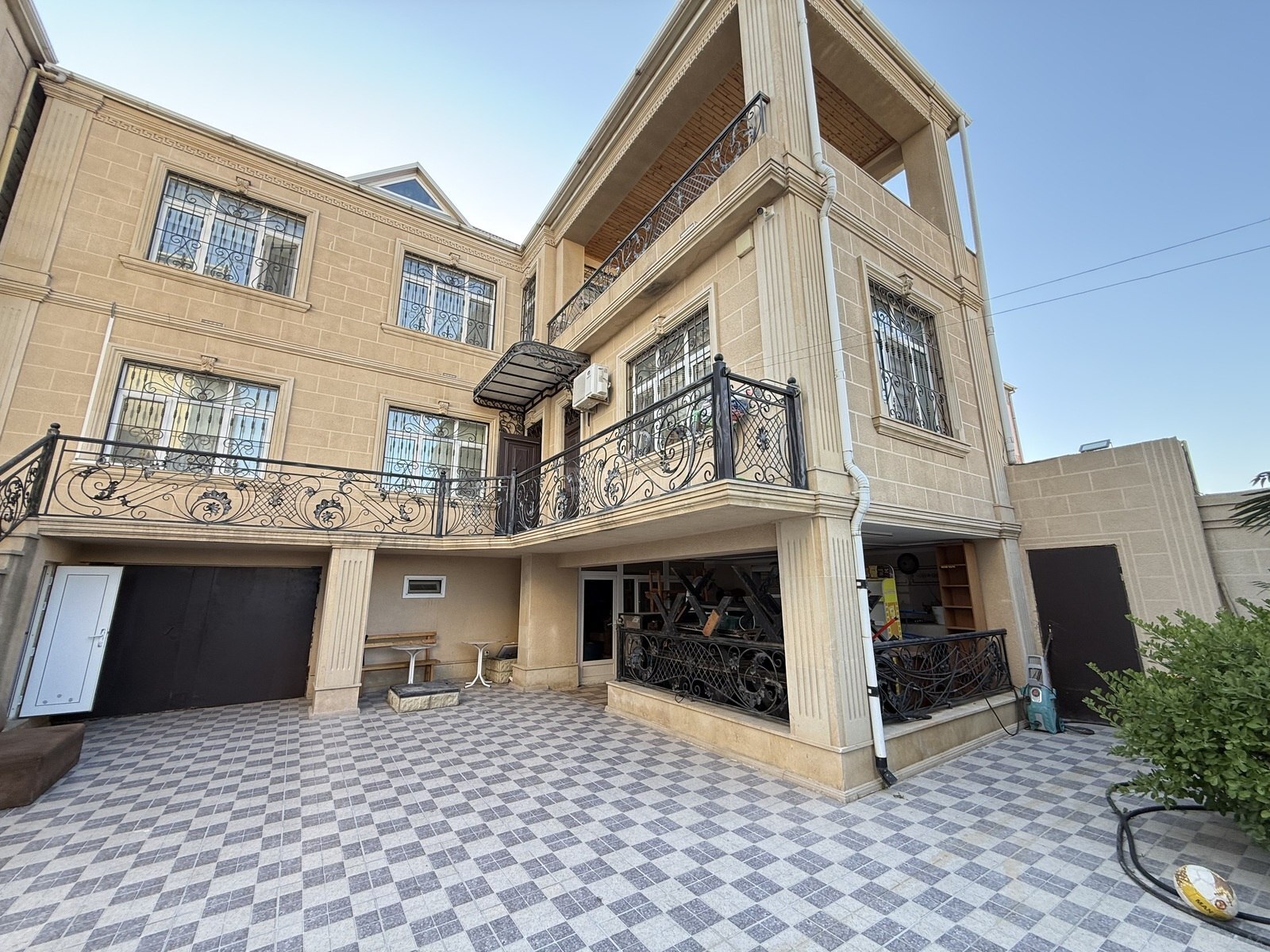 6 otaqlı Həyət evi/Bağ evi, Badamdar q., Bakı