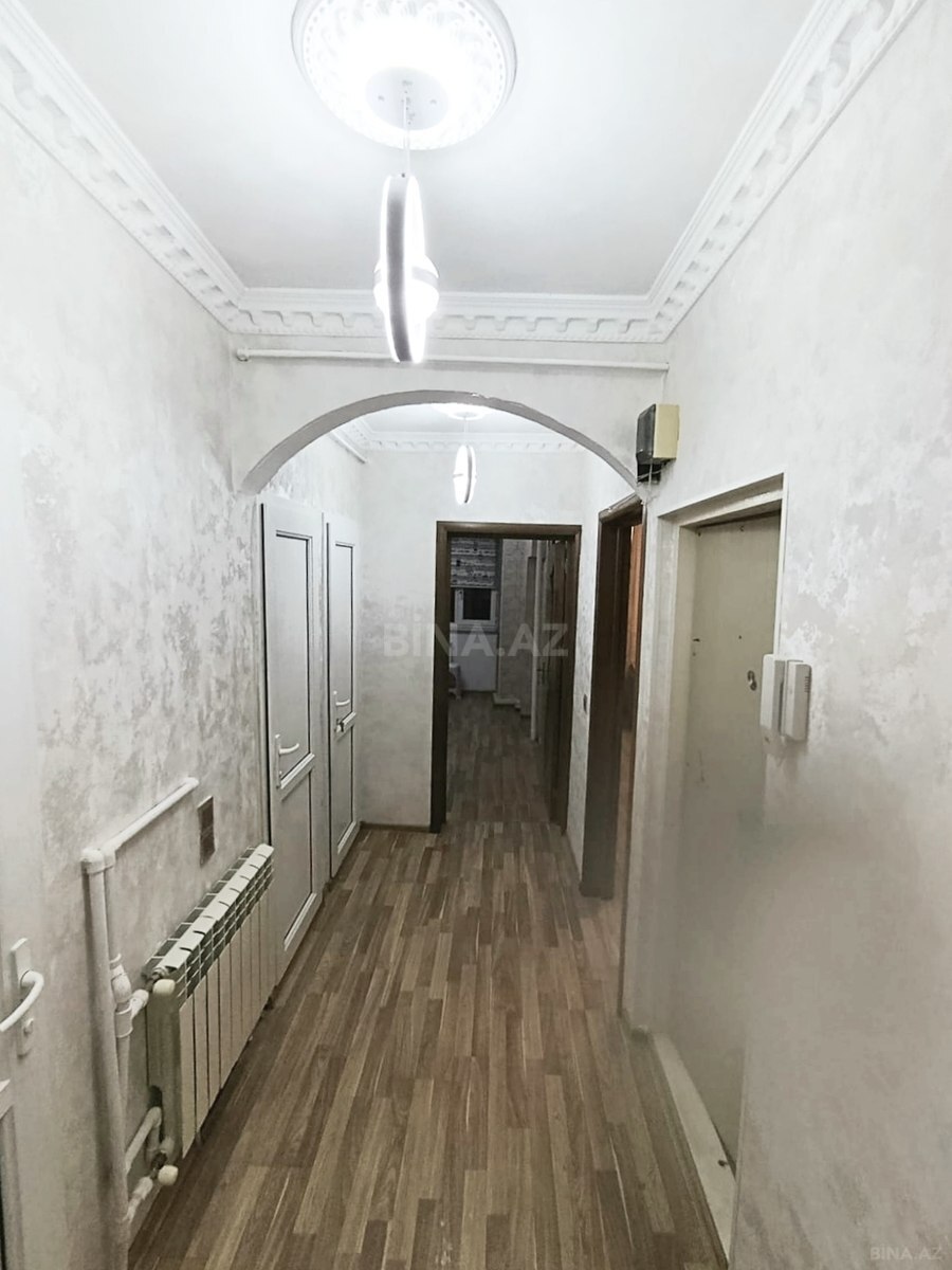 2 otaqlı Köhnə tikili, Xalqlar Dostluğu m., Bakı