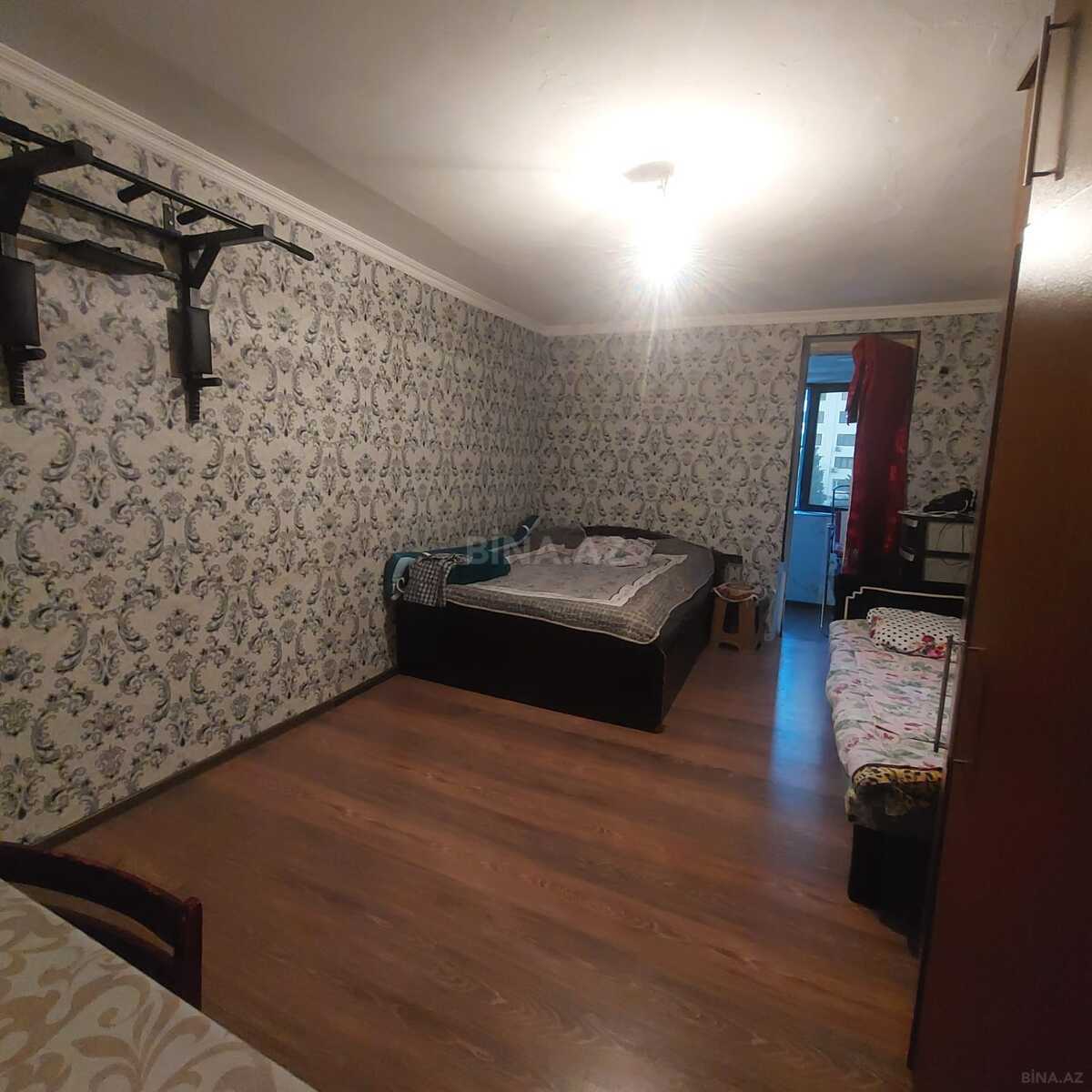 2 otaqlı Köhnə tikili, İnşaatçılar m., Bakı