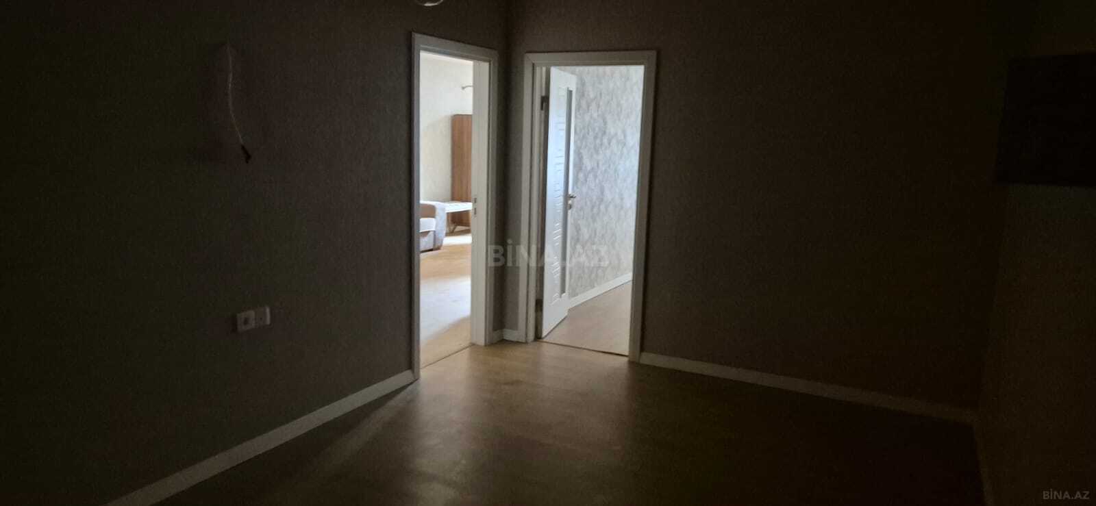3 otaqlı Yeni tikili, Şah İsmayıl Xətai m., Bakı