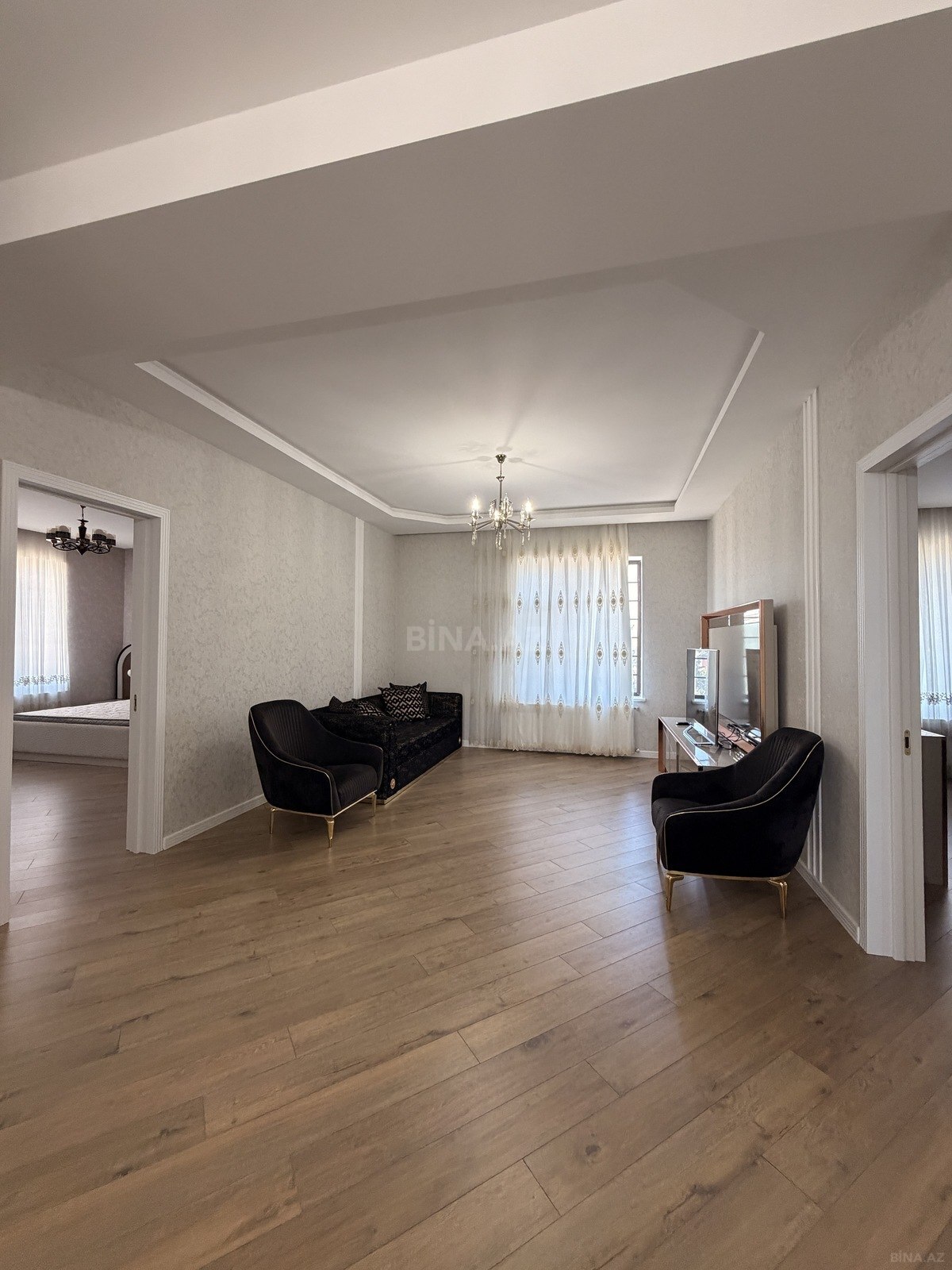 8 otaqlı Həyət evi/Bağ evi, Şağan q., Bakı
