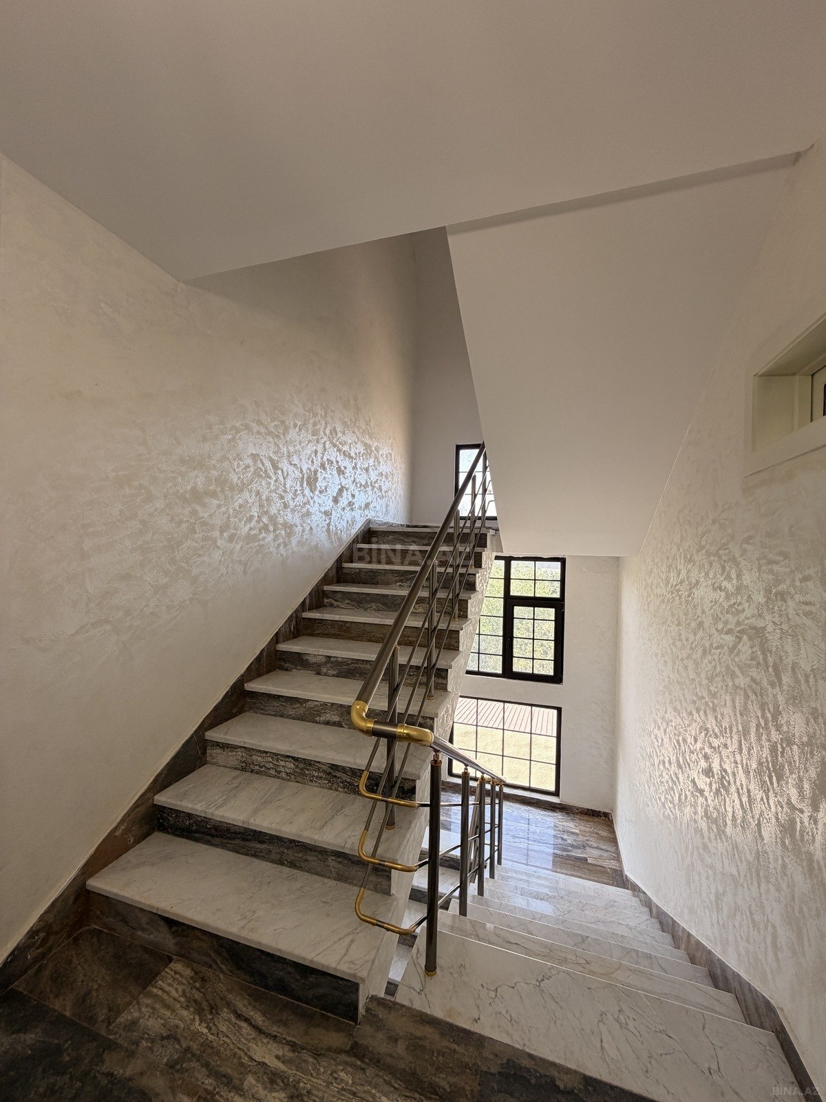 8 otaqlı Həyət evi/Bağ evi, Şağan q., Bakı
