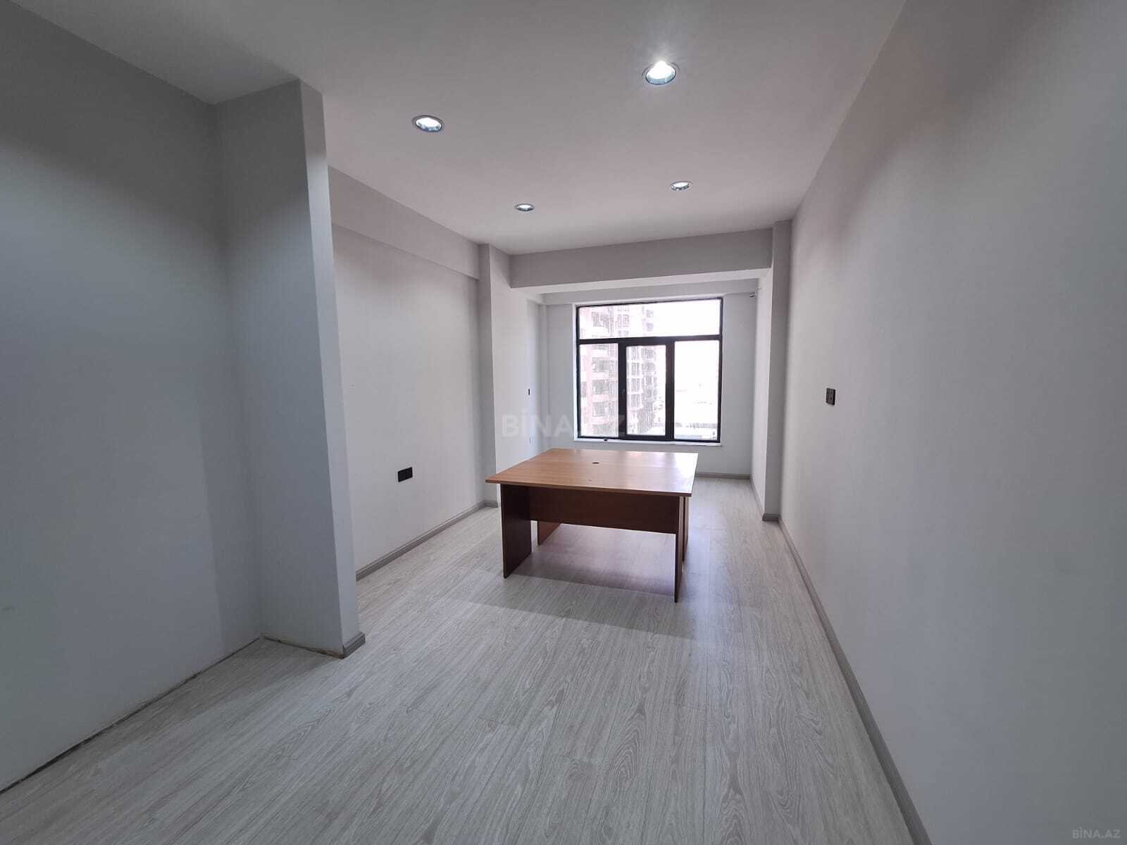 3 otaqlı Ofis, Şah İsmayıl Xətai m., Bakı