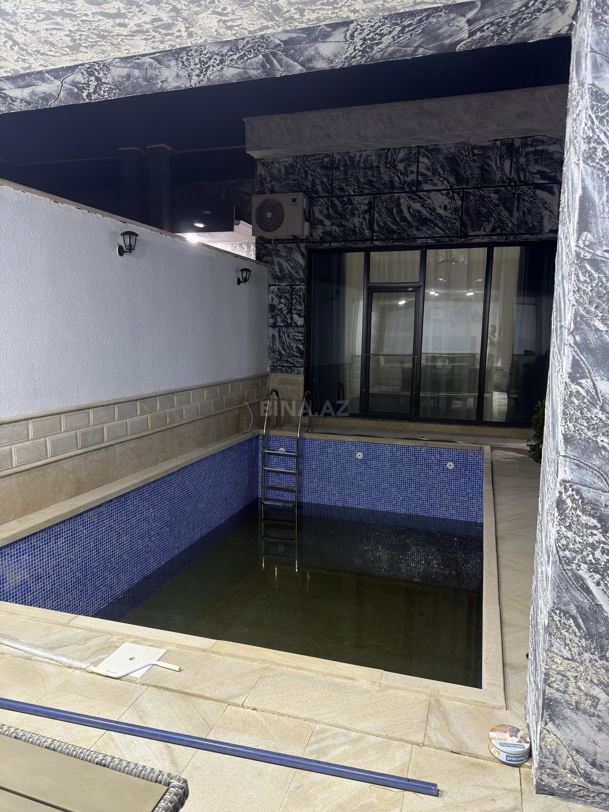 5 otaqlı Həyət evi/Bağ evi, Şüvəlan q., Bakı