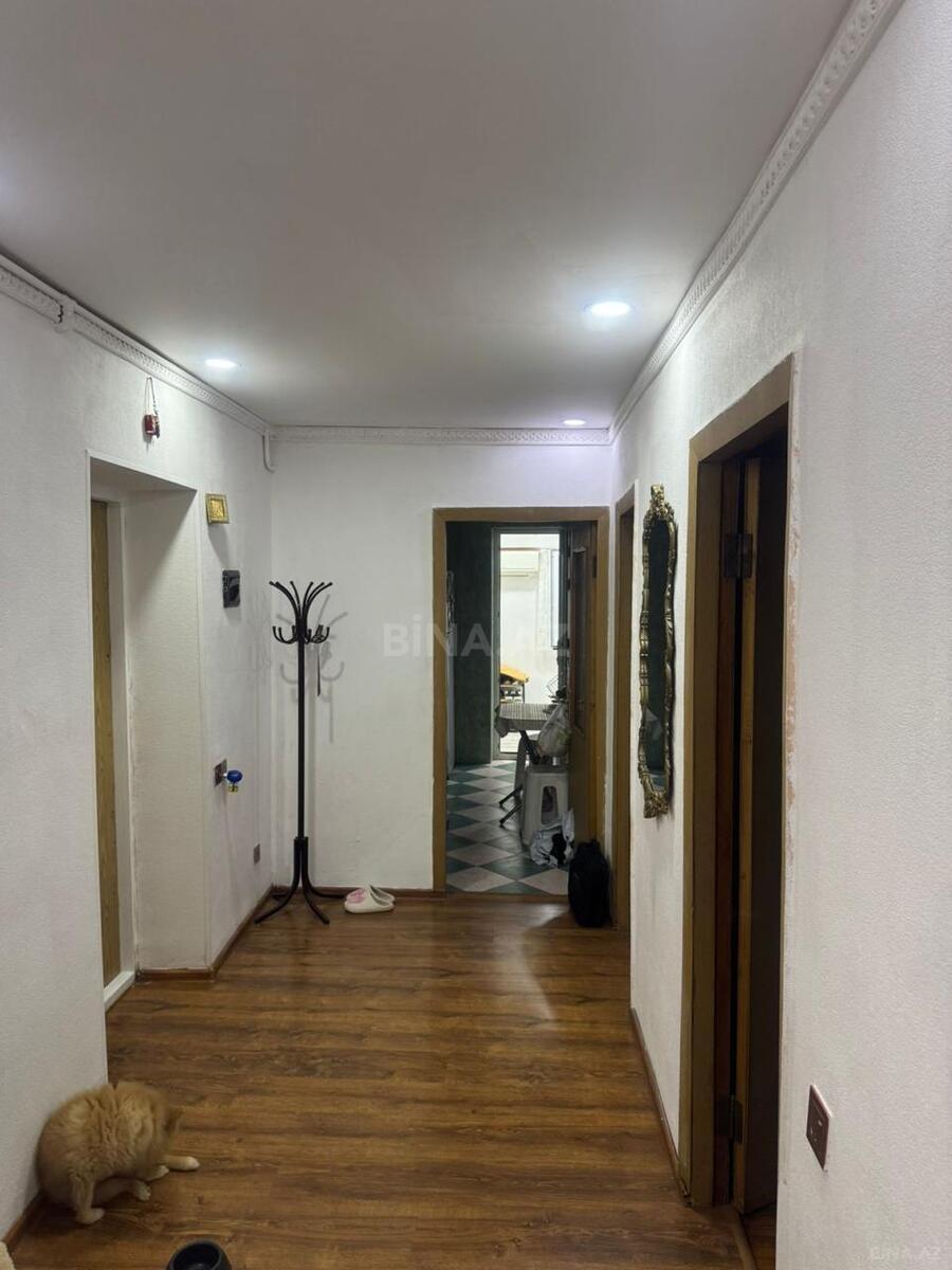 2 otaqlı Köhnə tikili, 28 May m., Bakı