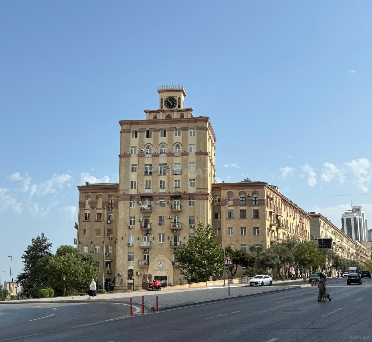2 otaqlı Köhnə tikili, Nizami m., Bakı