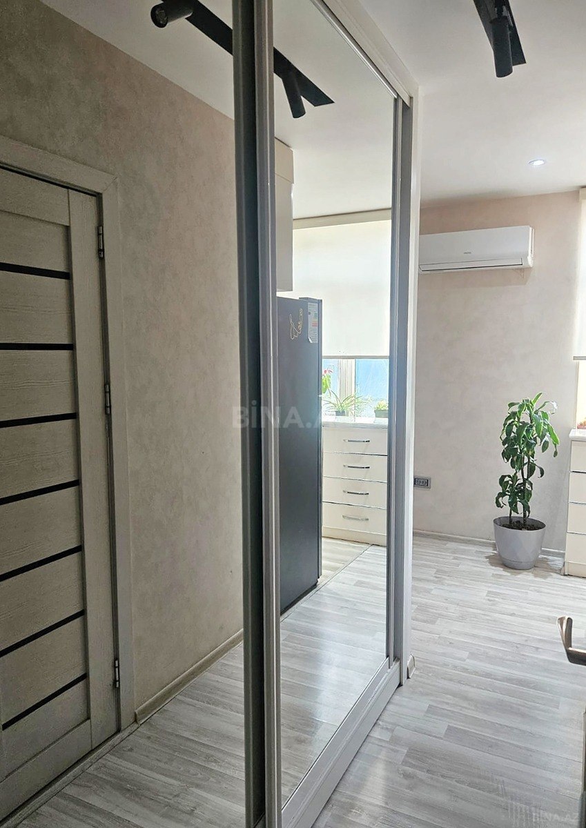 3 otaqlı Köhnə tikili, Avtovağzal m., Bakı