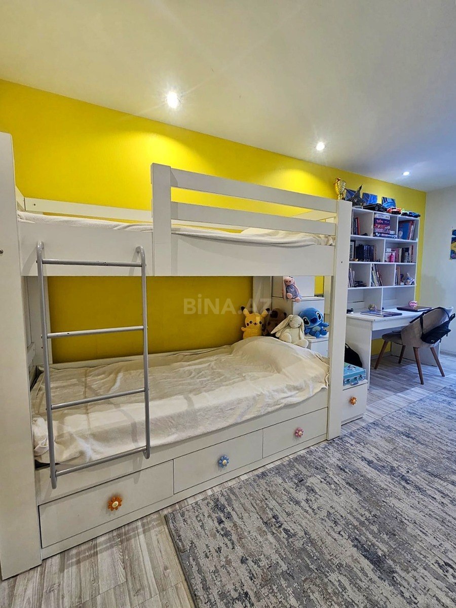 3 otaqlı Köhnə tikili, Avtovağzal m., Bakı