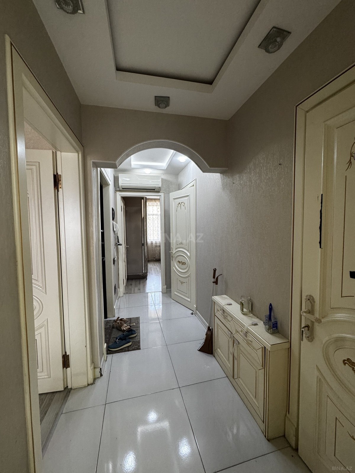 2 otaqlı Köhnə tikili, Neftçilər m., Bakı