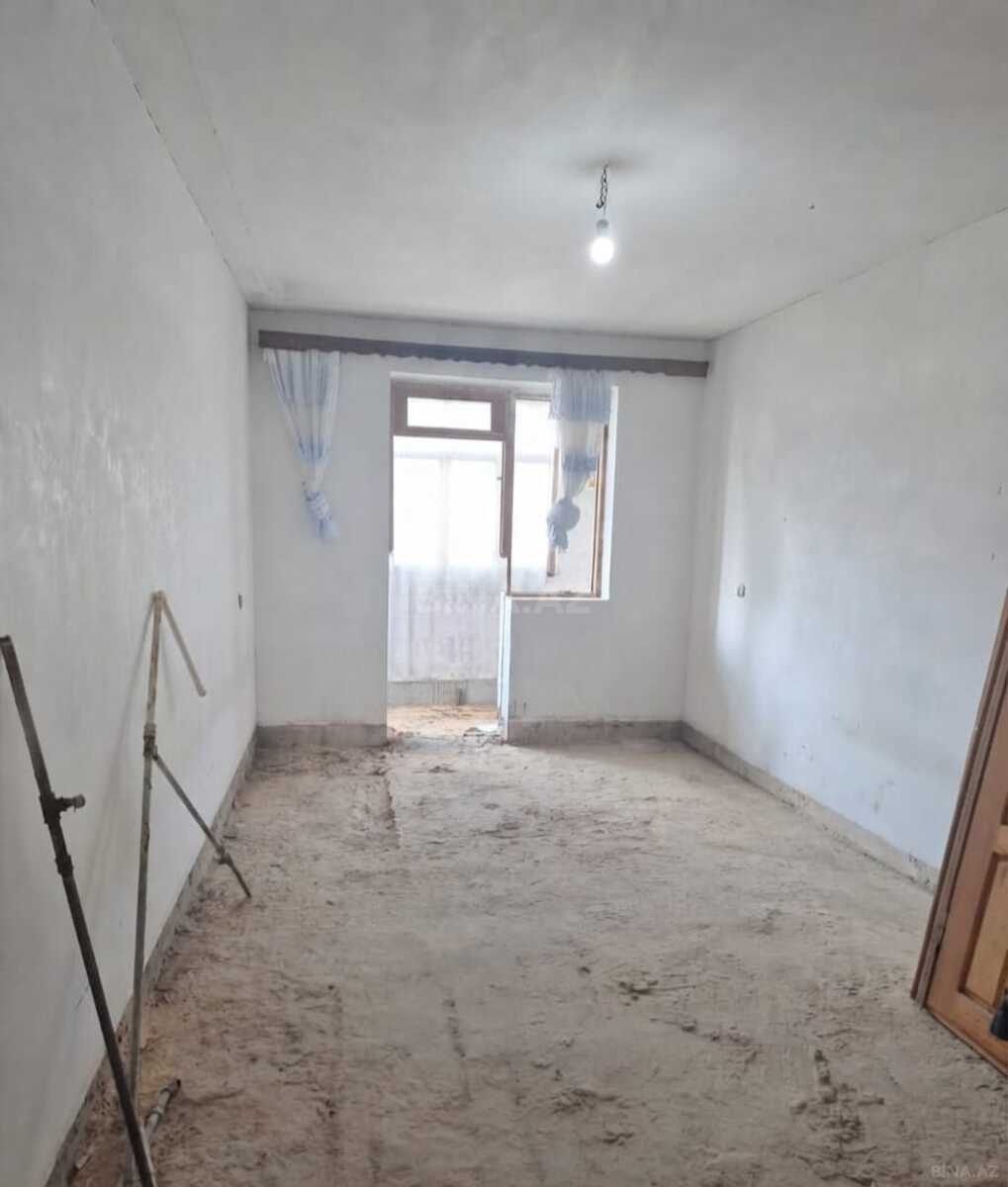 4 otaqlı Köhnə tikili, Abşeron r., Sumqayıt