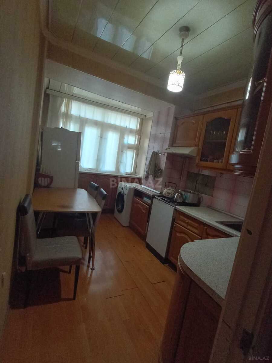 3 otaqlı Köhnə tikili, Gənclik m., Bakı
