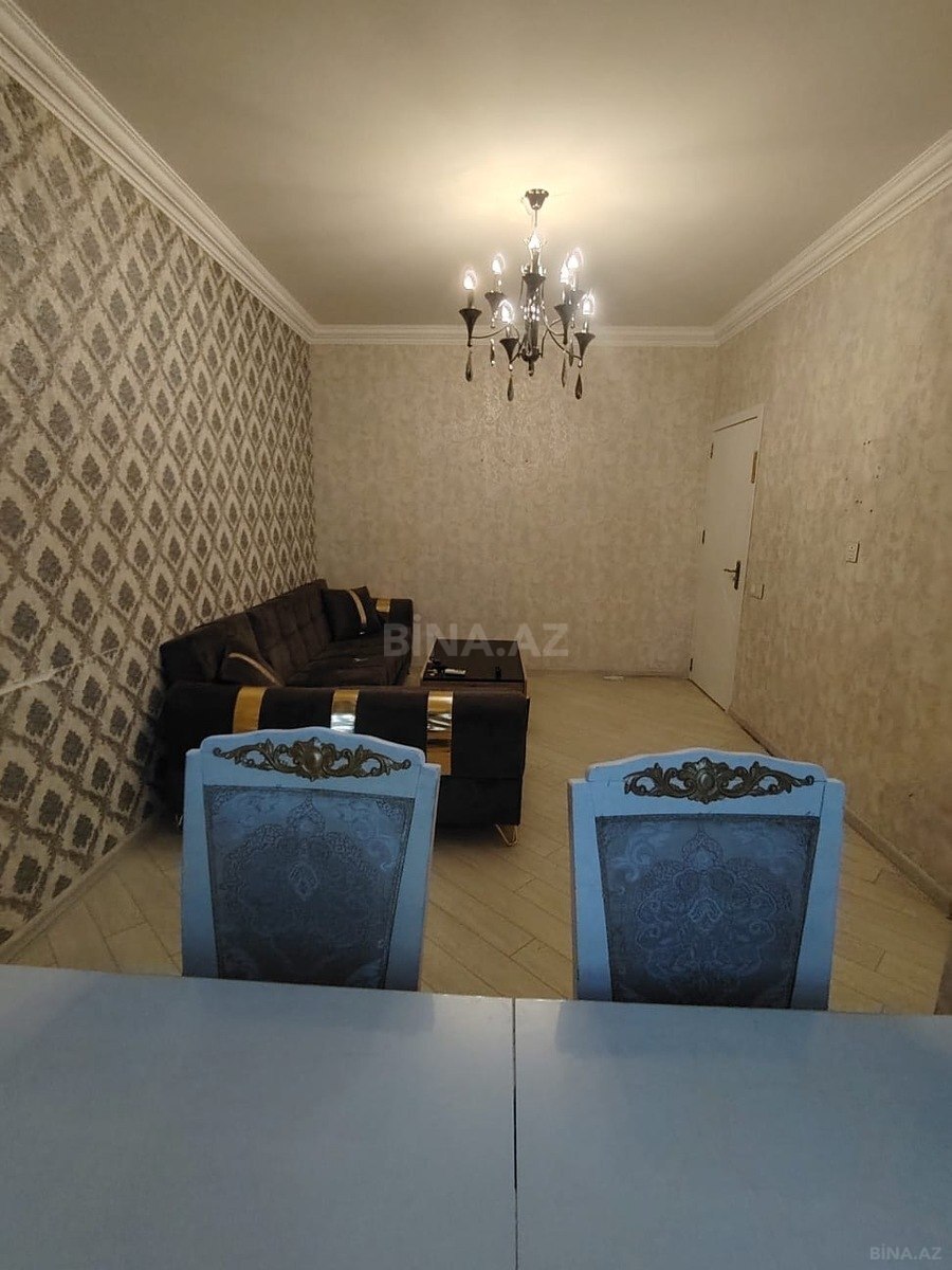 2 otaqlı Köhnə tikili, Memar Əcəmi m., Bakı