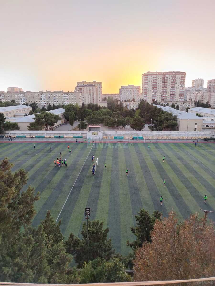3 otaqlı Köhnə tikili, Əhmədli m., Bakı