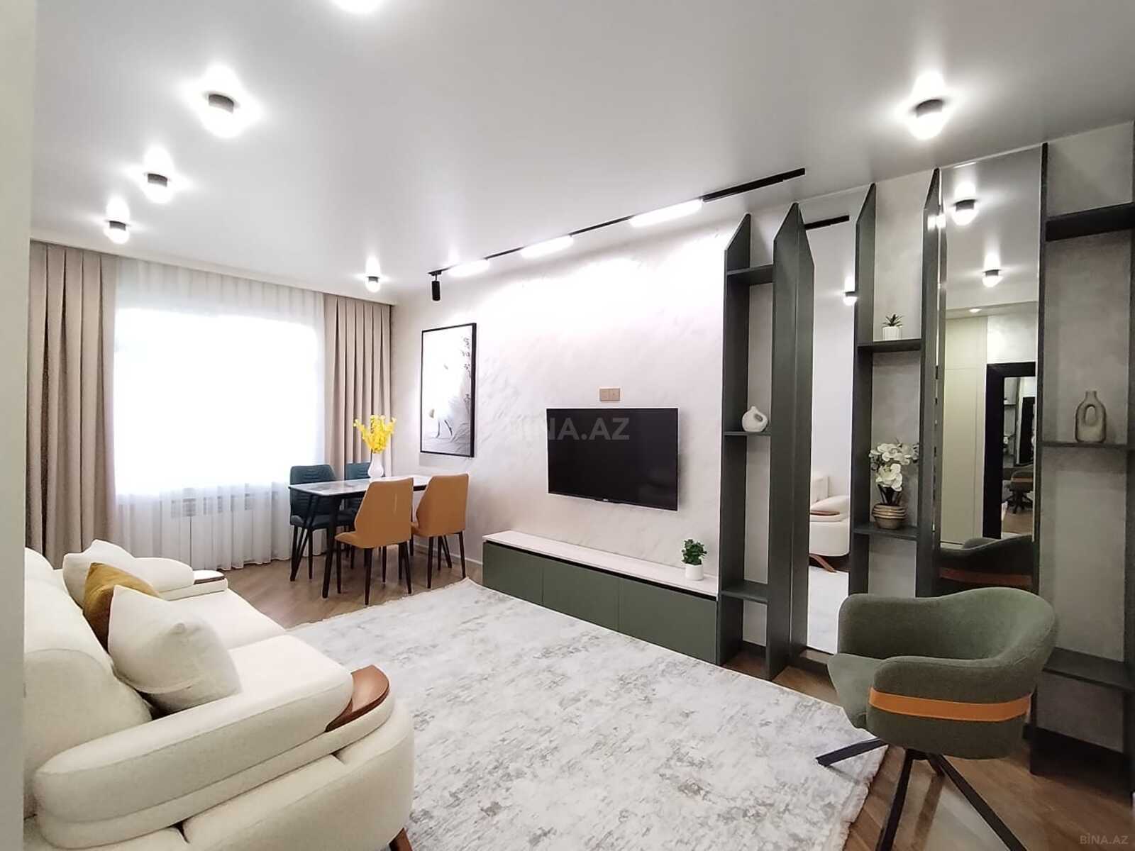 3 otaqlı Köhnə tikili, Əhmədli m., Bakı