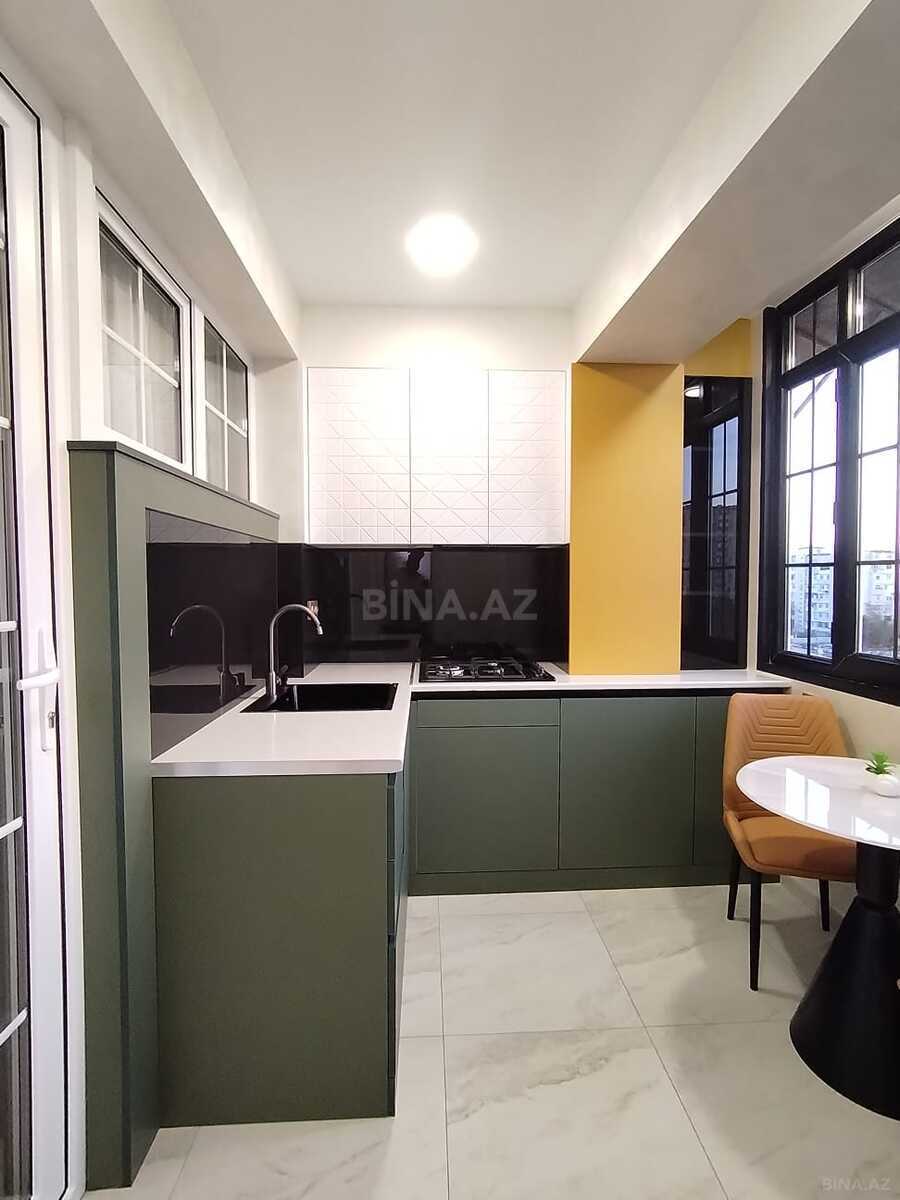 3 otaqlı Köhnə tikili, Əhmədli m., Bakı