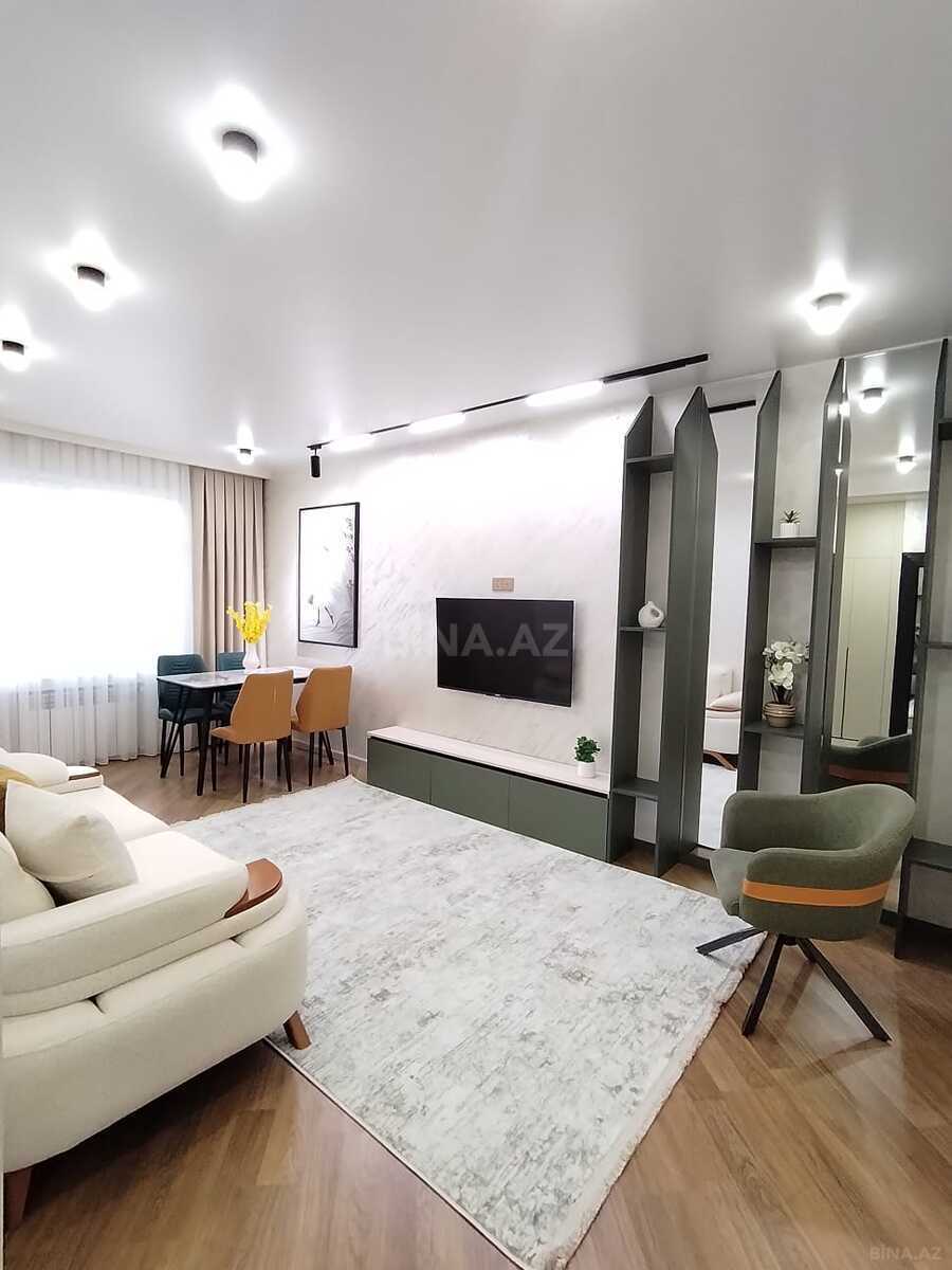 3 otaqlı Köhnə tikili, Əhmədli m., Bakı