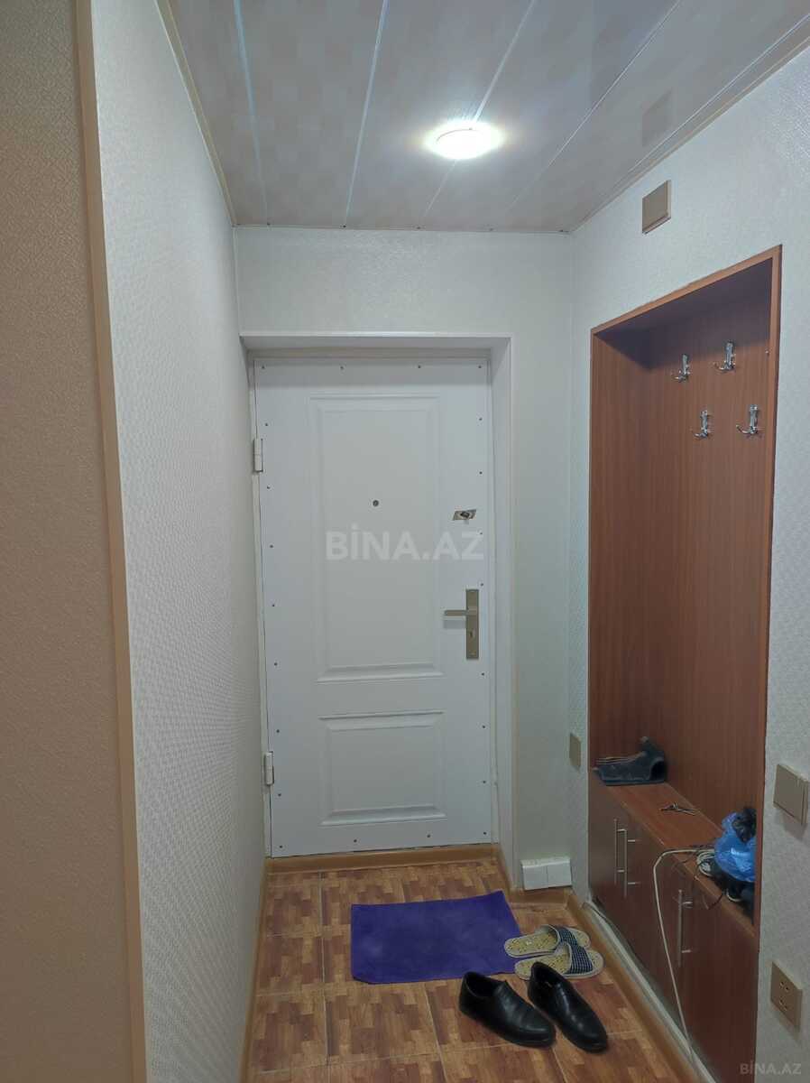 3 otaqlı Köhnə tikili, Elmlər Akademiyası m., Bakı