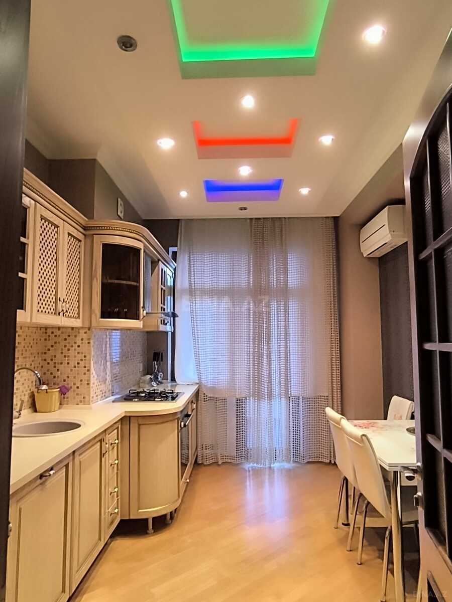2 otaqlı Yeni tikili, Gənclik m., Bakı
