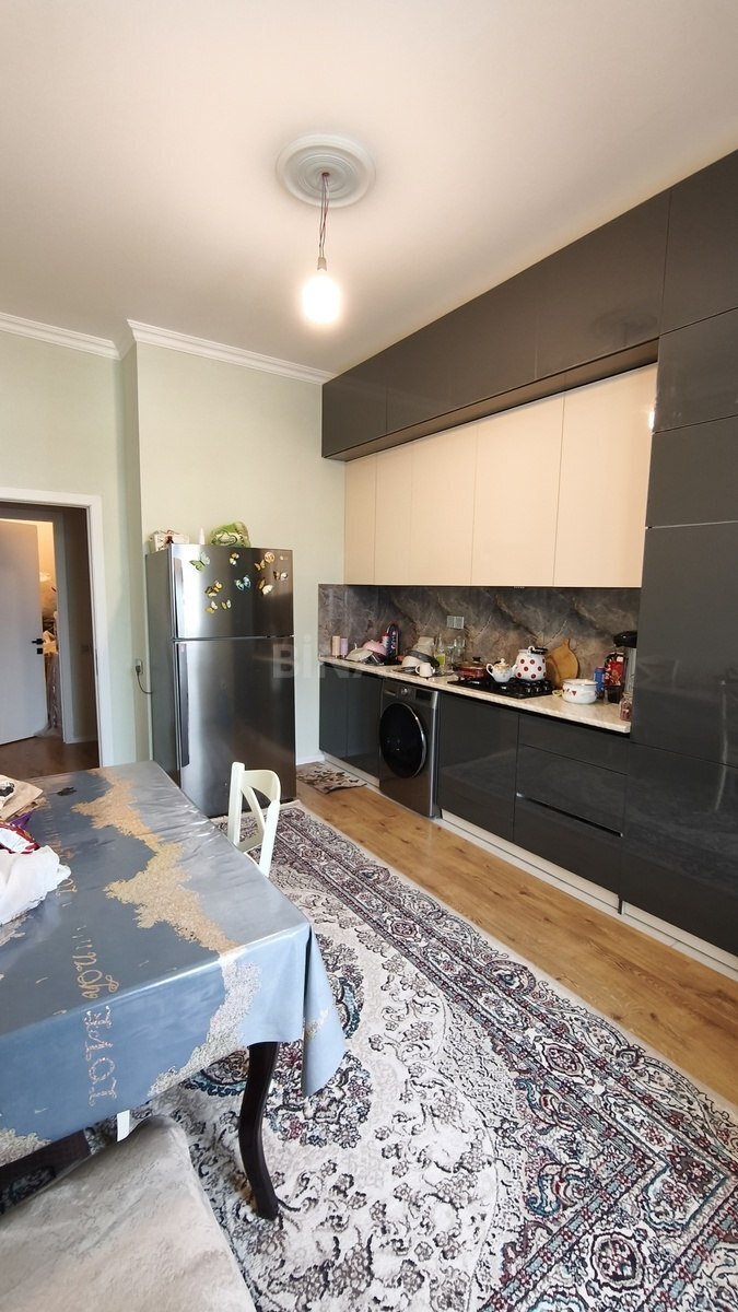 4 otaqlı Yeni tikili, 8 Noyabr m., Bakı