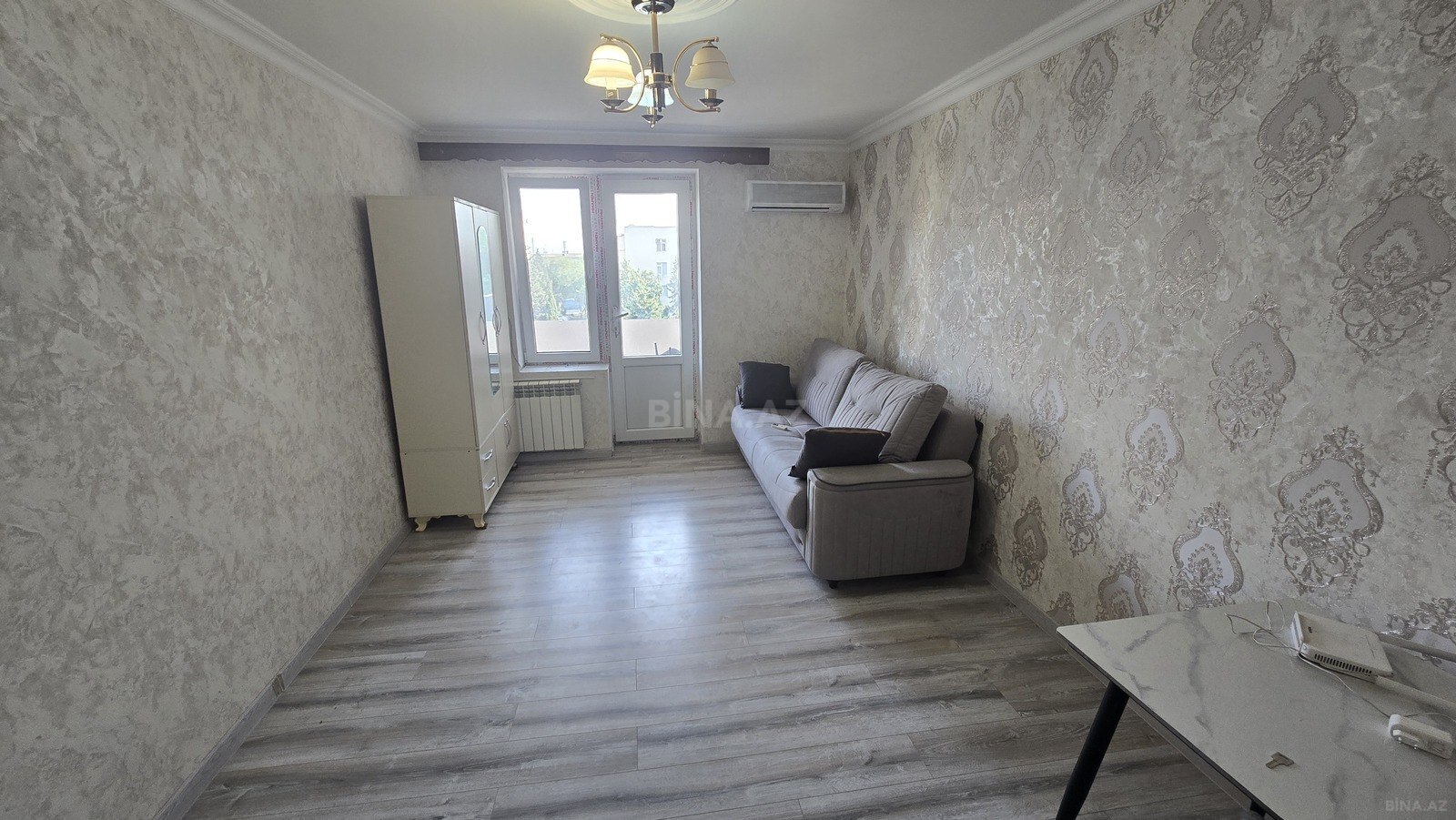 1 otaqlı Köhnə tikili, Qara Qarayev m., Bakı
