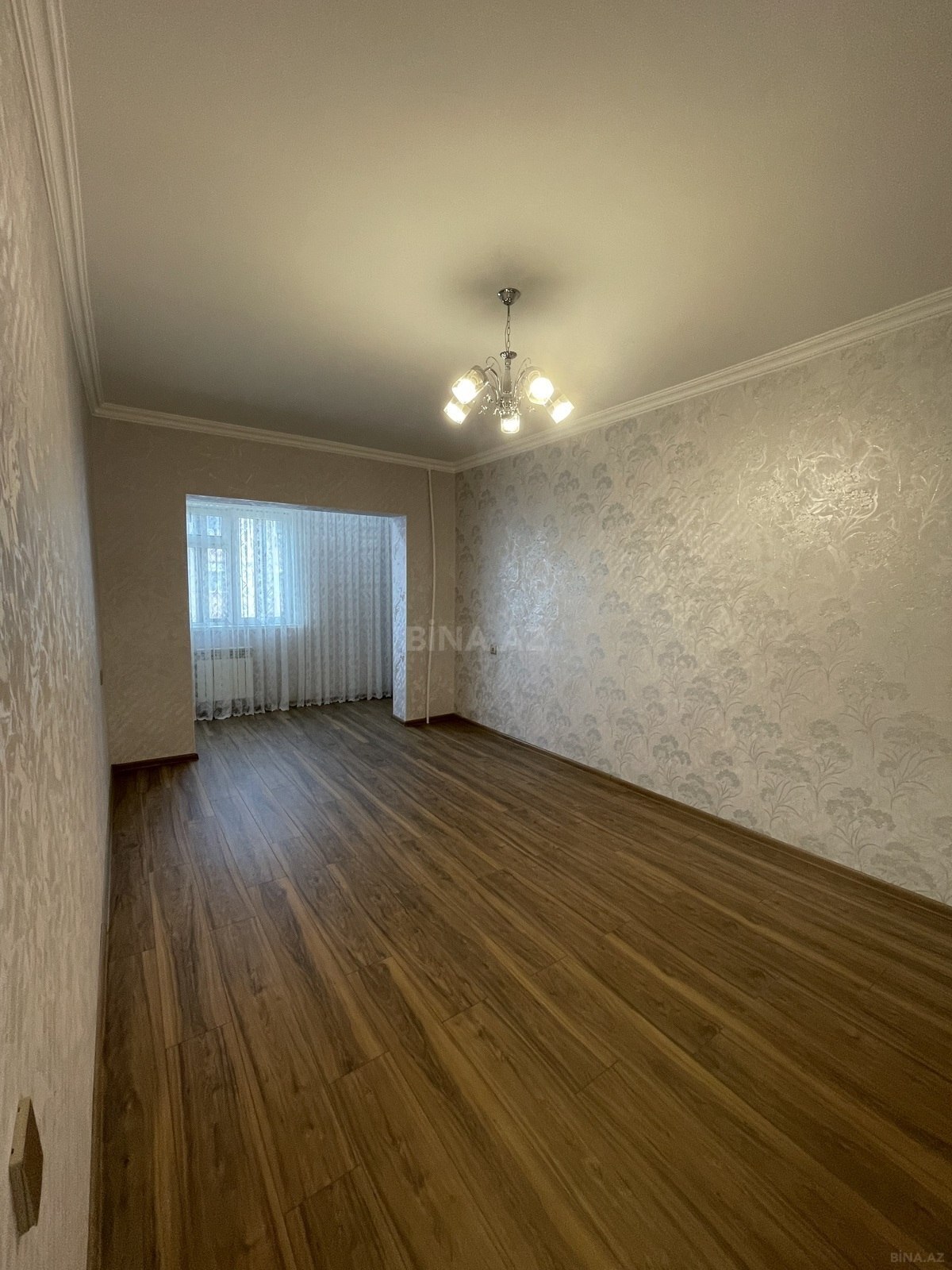 3 otaqlı Köhnə tikili, Azadlıq Prospekti m., Bakı