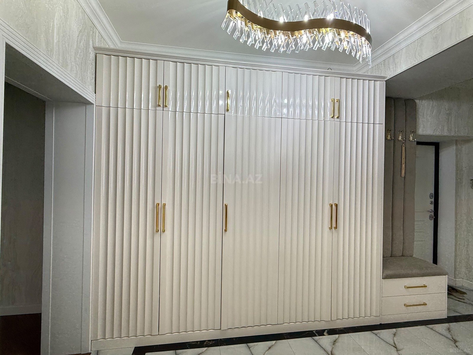 3 otaqlı Yeni tikili, Neftçilər m., Bakı