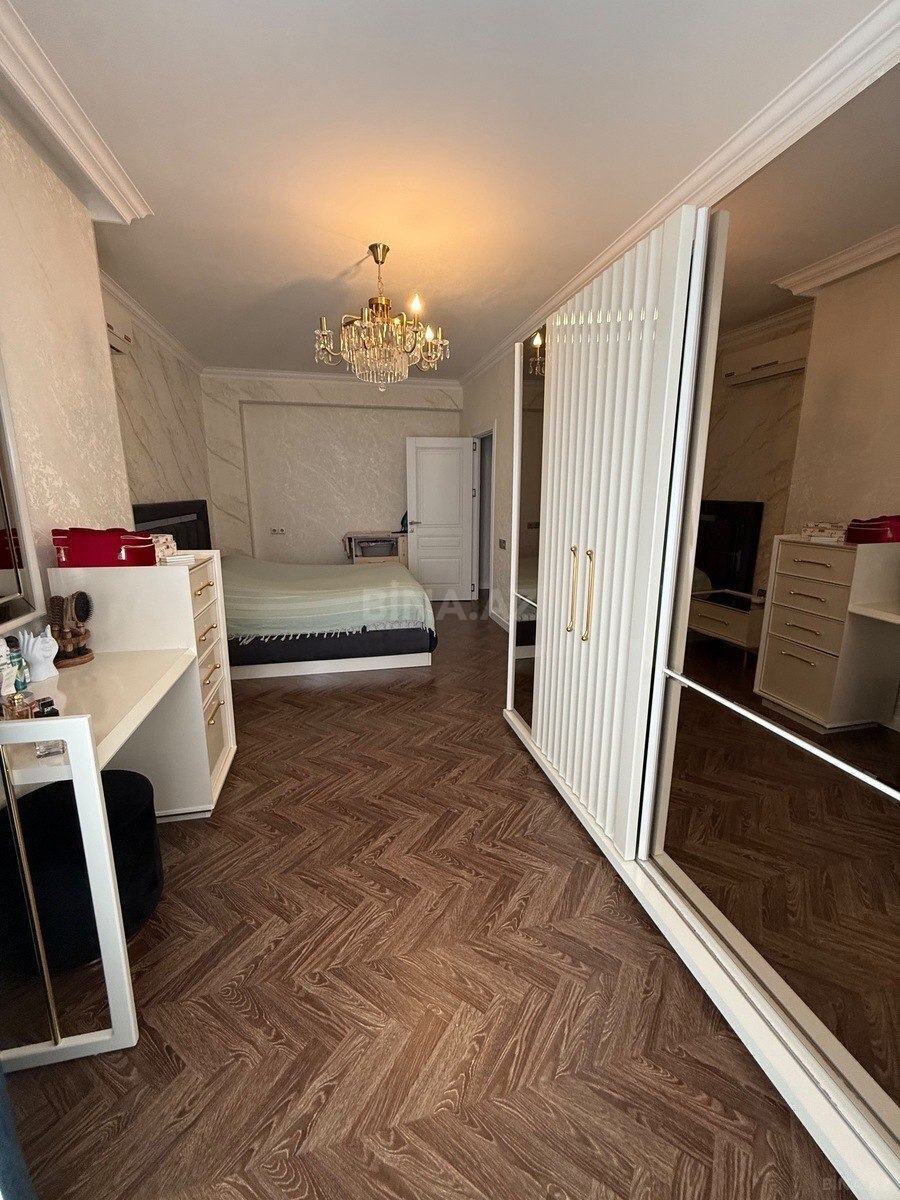 3 otaqlı Yeni tikili, Neftçilər m., Bakı