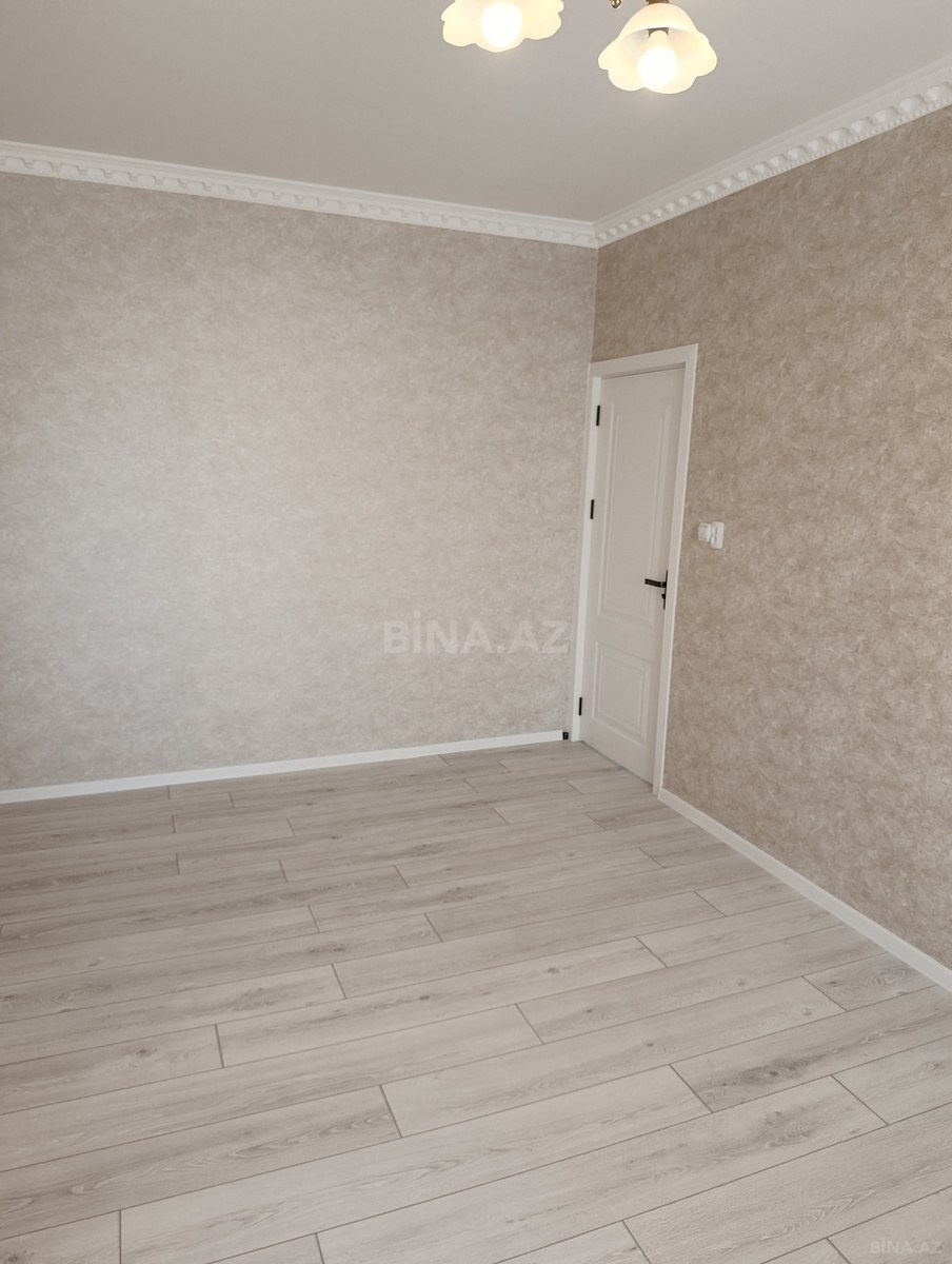 3 otaqlı Köhnə tikili, Əhmədli m., Bakı