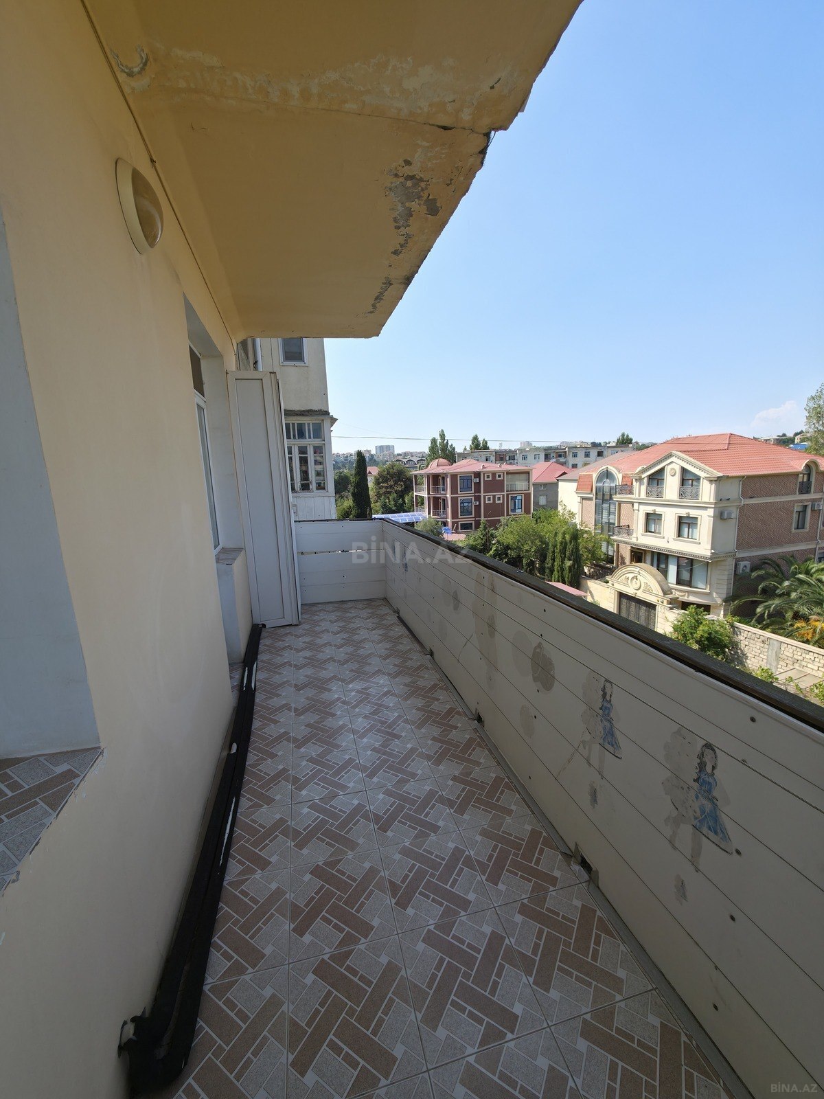 1 otaqlı Köhnə tikili, Bakıxanov q., Bakı