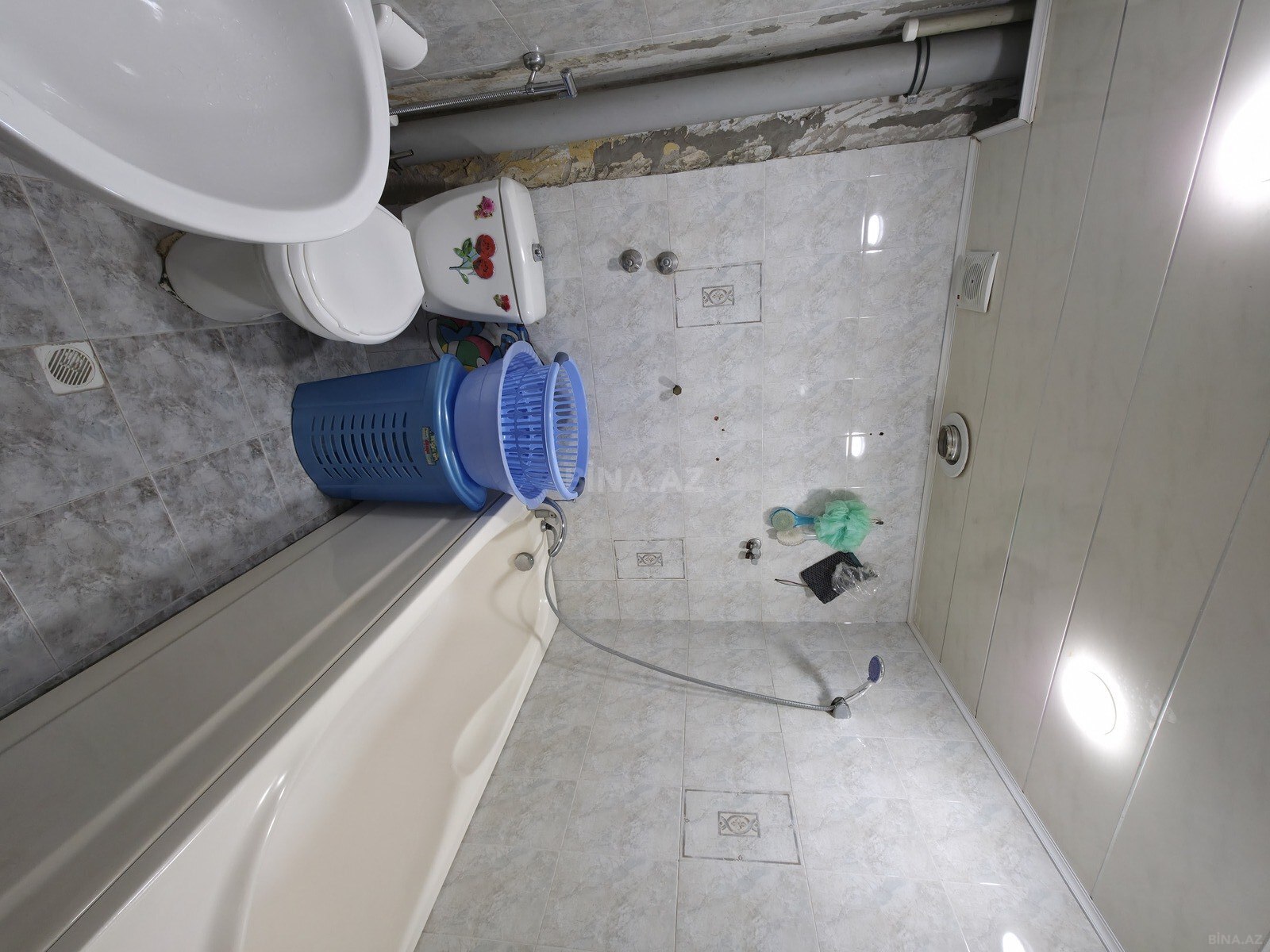 1 otaqlı Köhnə tikili, Bakıxanov q., Bakı