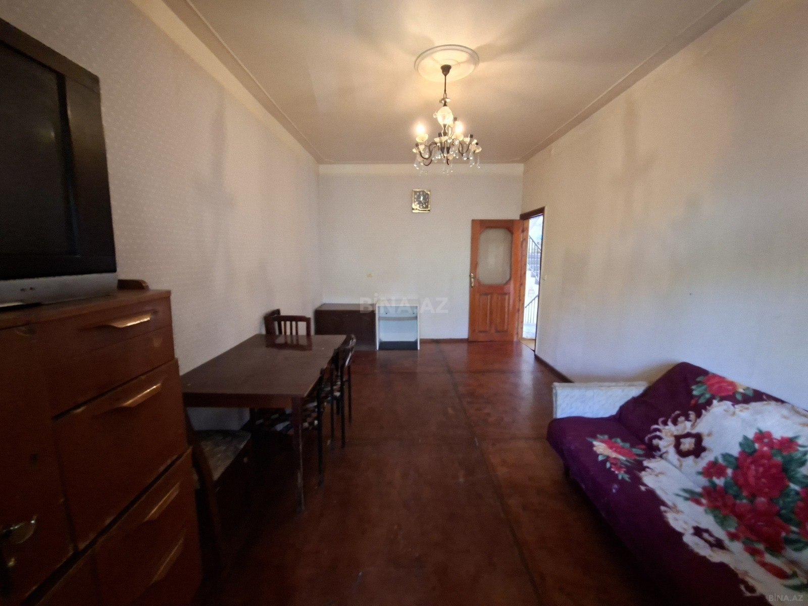 2 otaqlı Köhnə tikili, Memar Əcəmi m., Bakı