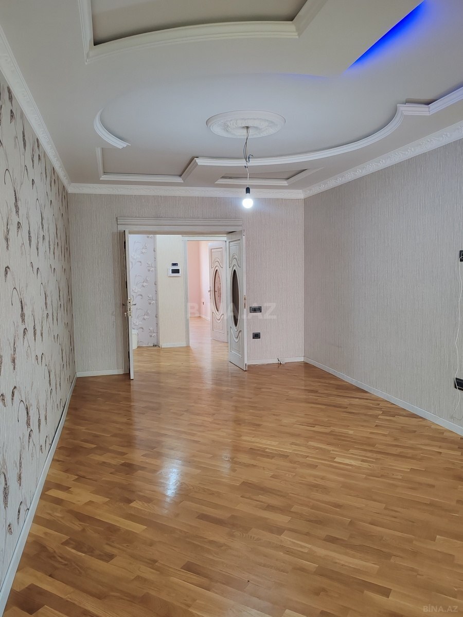 3 otaqlı Köhnə tikili, Nizami r., Bakı