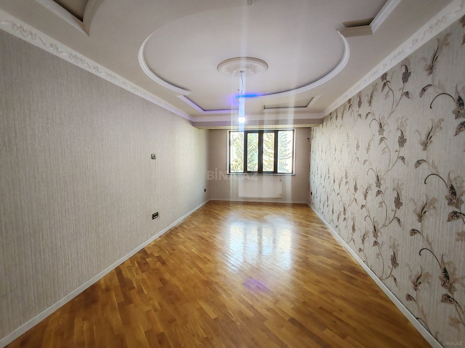 3 otaqlı Köhnə tikili, Nizami r., Bakı