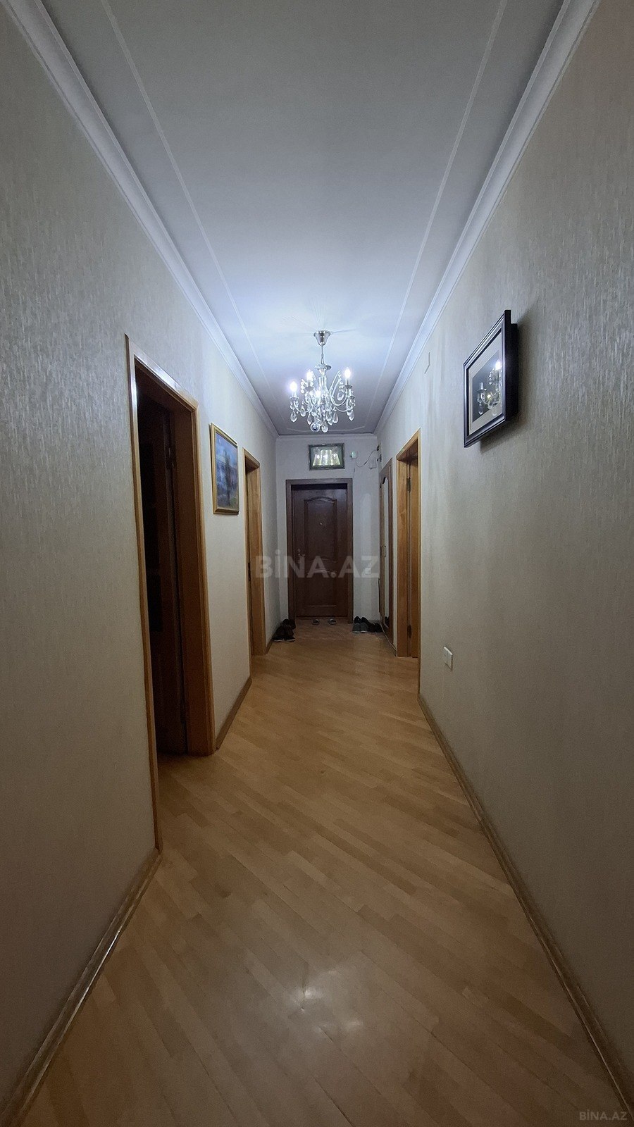 4 otaqlı Köhnə tikili, Neftçilər m., Bakı