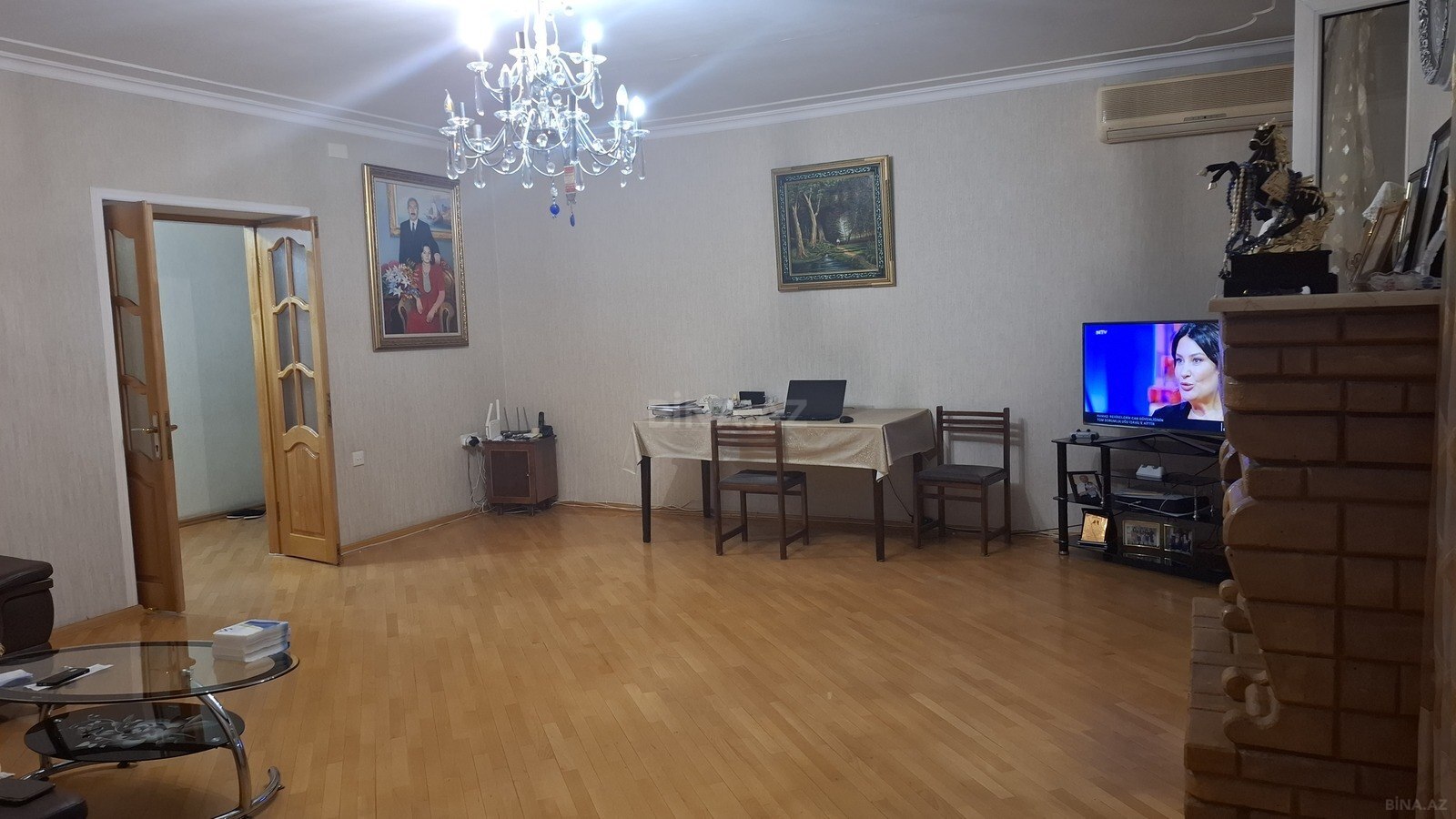 4 otaqlı Köhnə tikili, Neftçilər m., Bakı