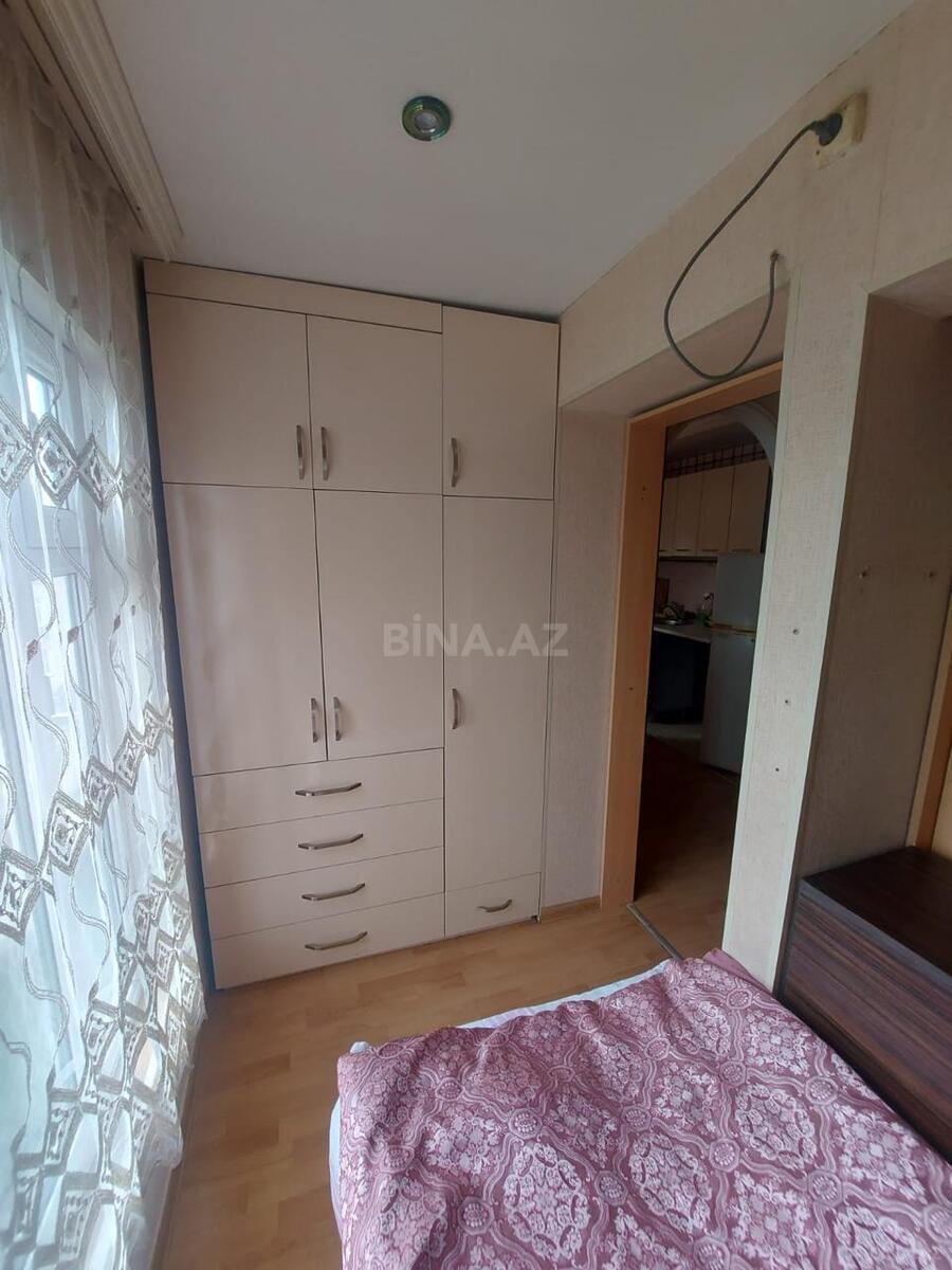 2 otaqlı Köhnə tikili, Neftçilər m., Bakı