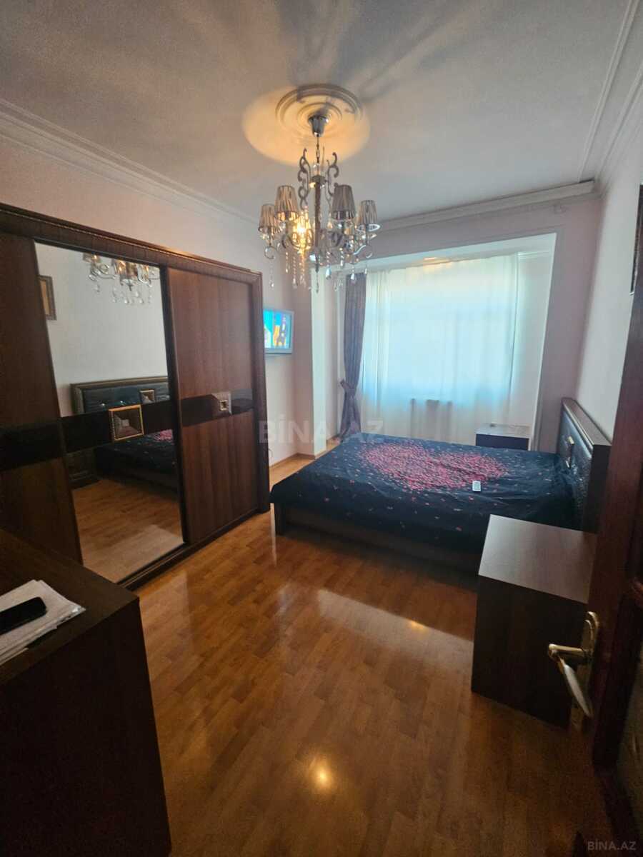 5 otaqlı Köhnə tikili, Azadlıq Prospekti m., Bakı