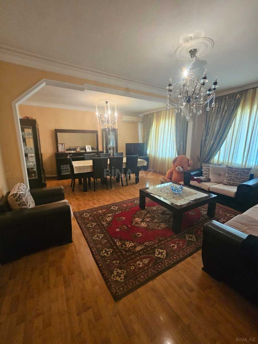 5 otaqlı Köhnə tikili, Azadlıq Prospekti m., Bakı