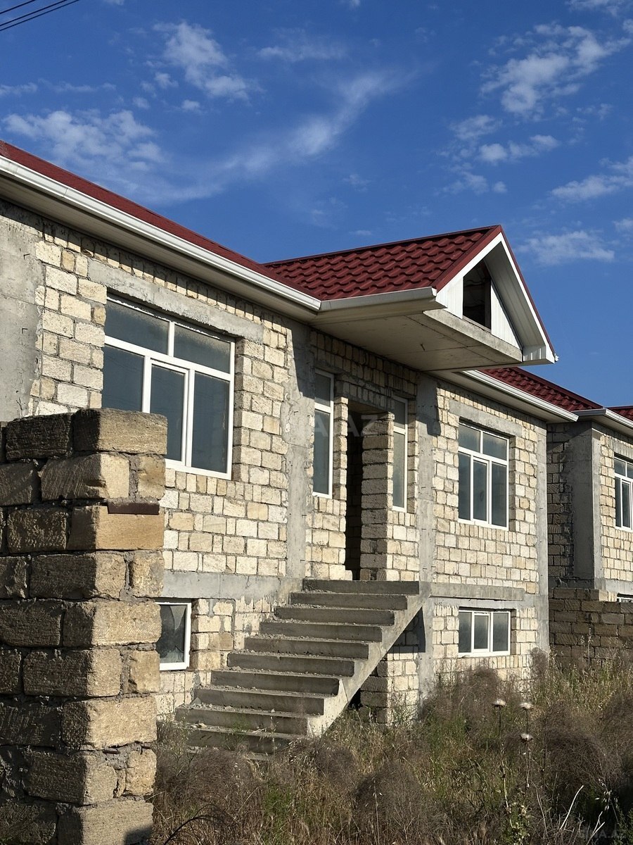4 otaqlı Həyət evi/Bağ evi, Hökməli q., Bakı