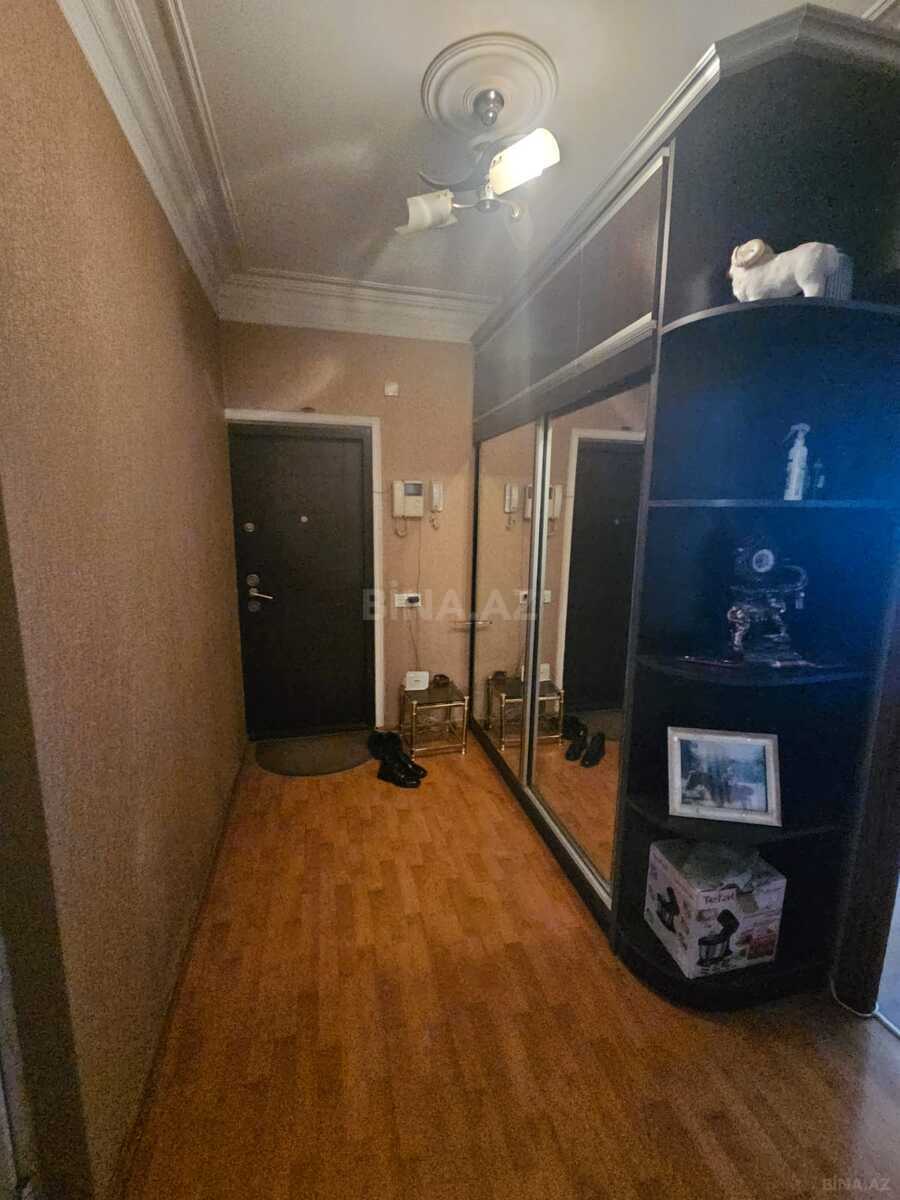 5 otaqlı Köhnə tikili, Azadlıq Prospekti m., Bakı